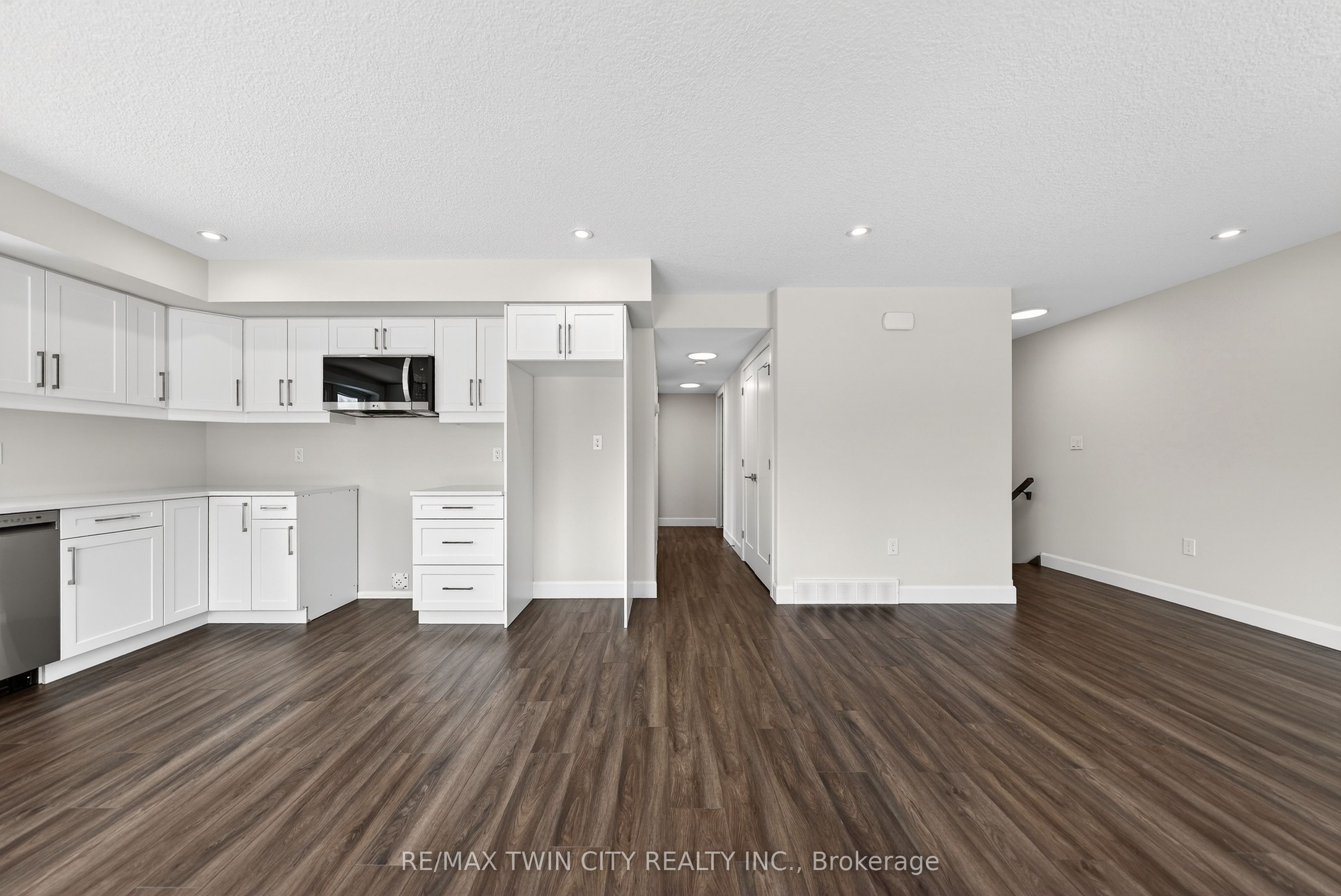 3202 Vivian Line 49 Property Photo 15