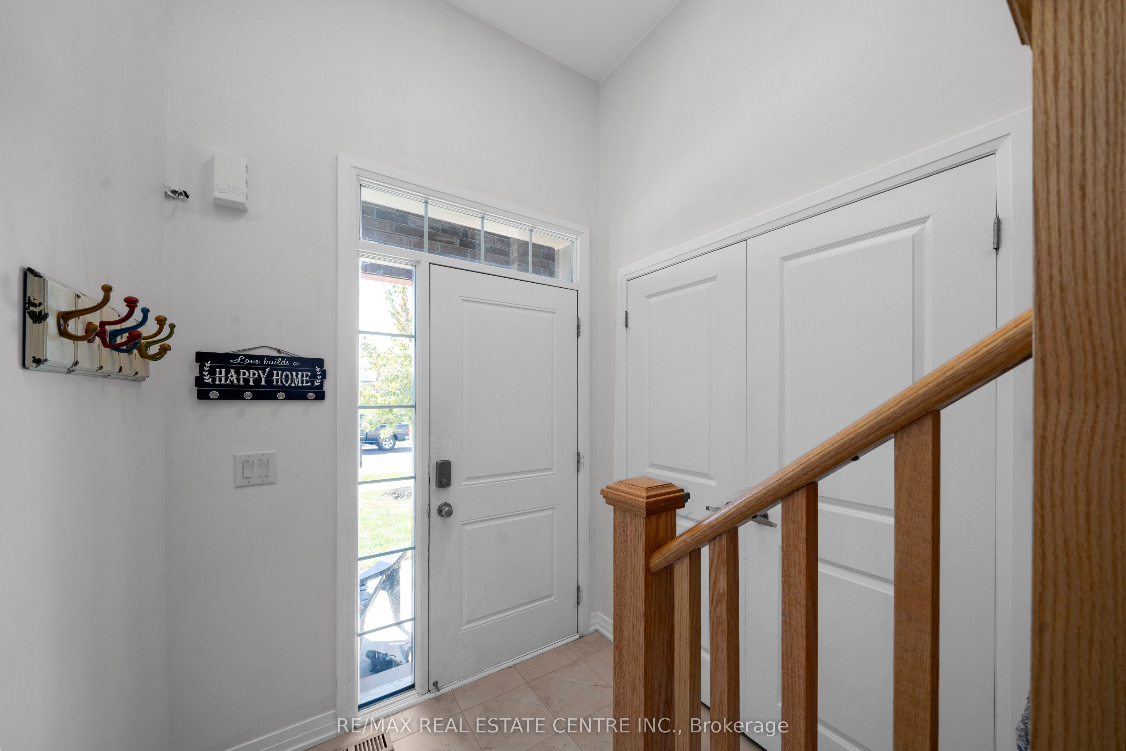 158 Waters Way Property Photo 3