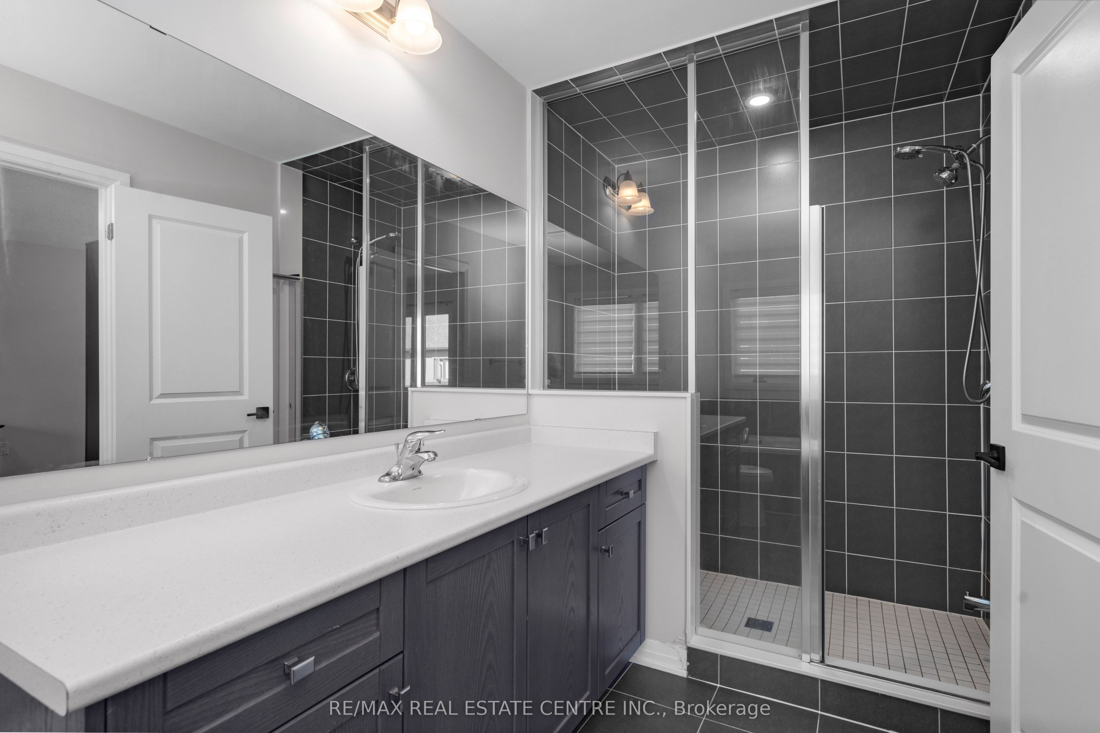 158 Waters Way Property Photo 10