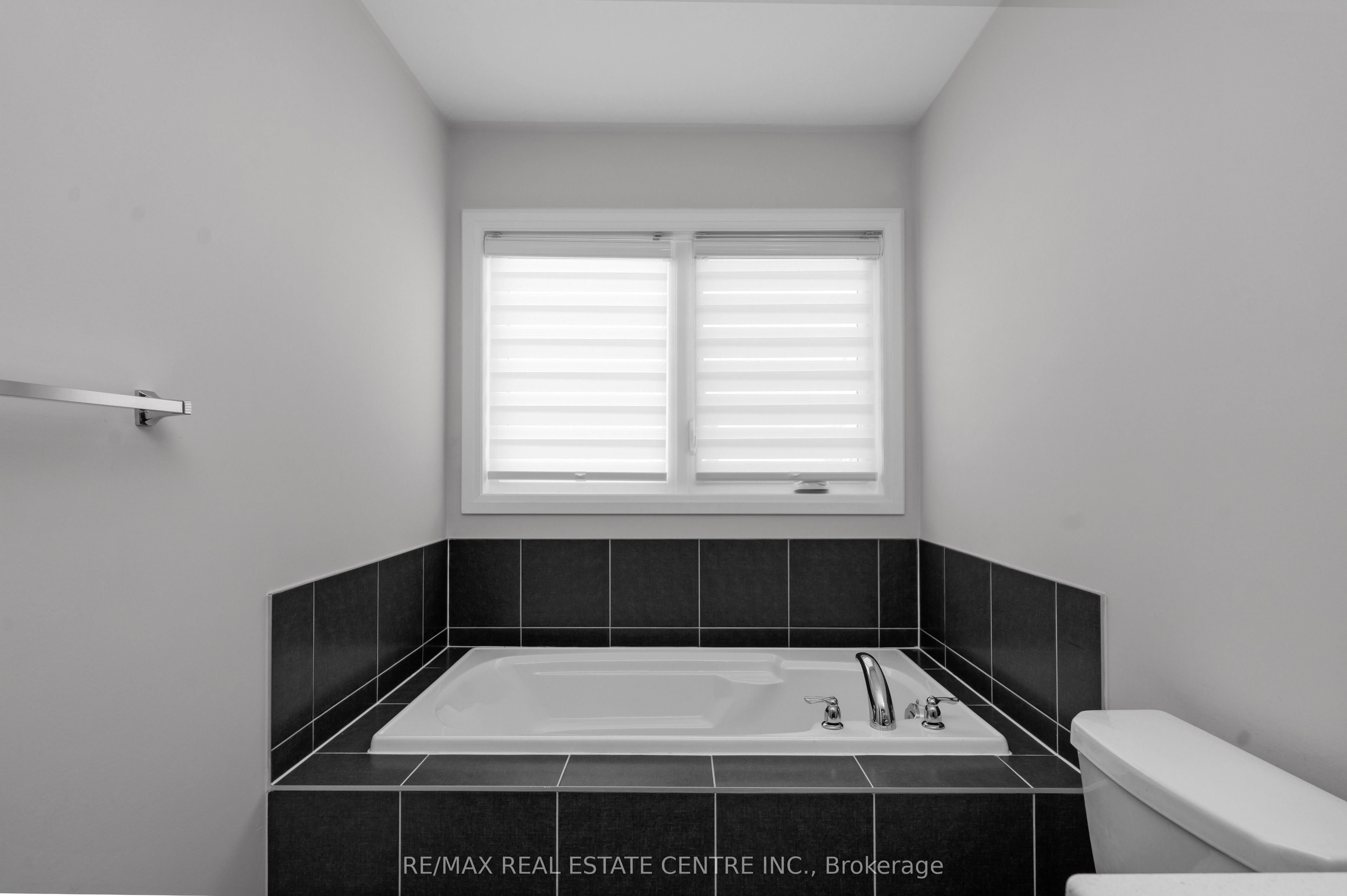 158 Waters Way Property Photo 13