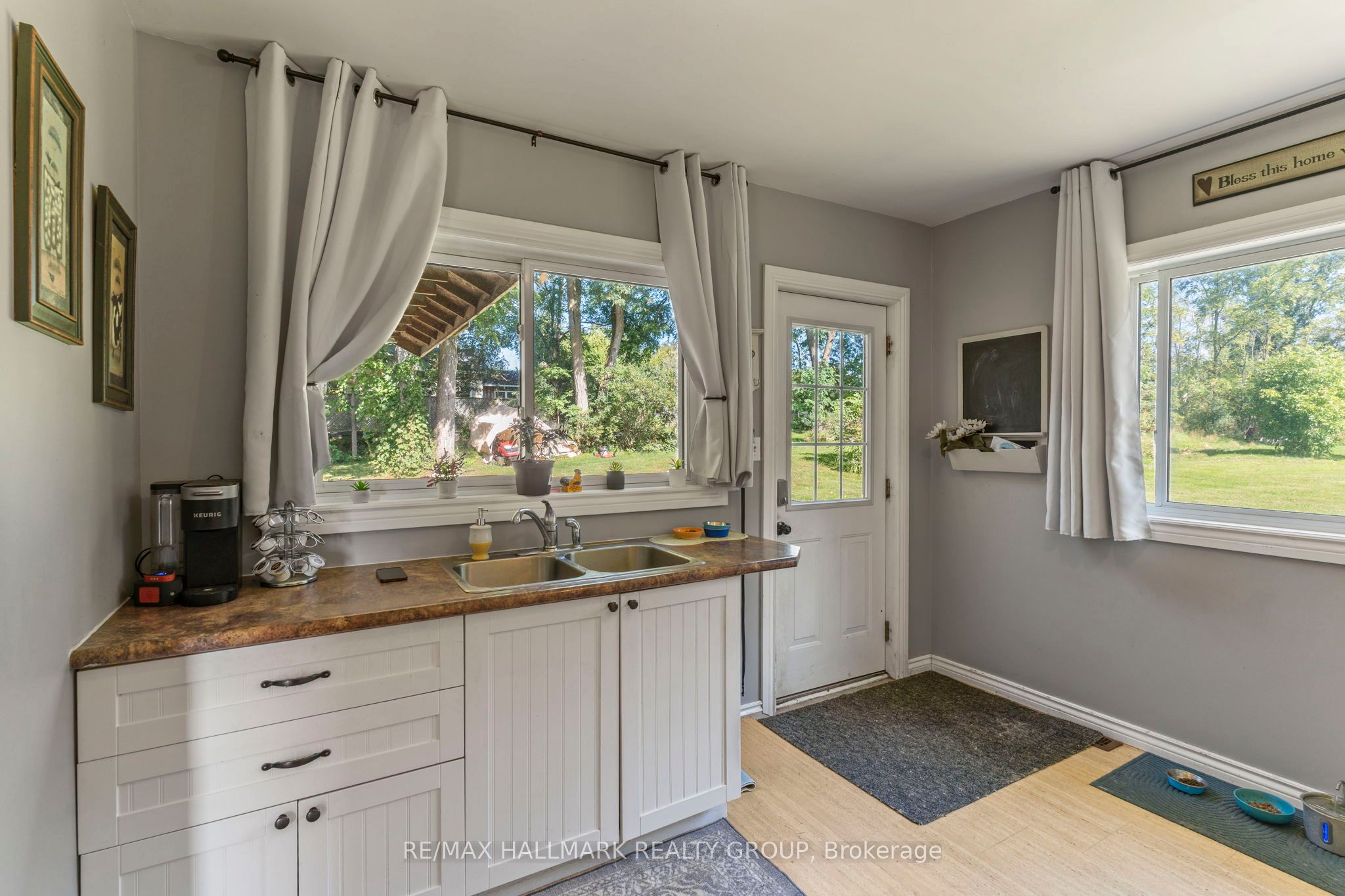 9 James Street Property Photo 18