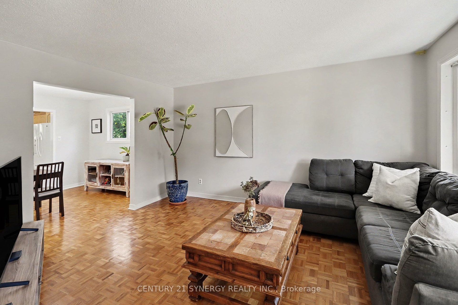 21 Alder Crescent Property Photo 5