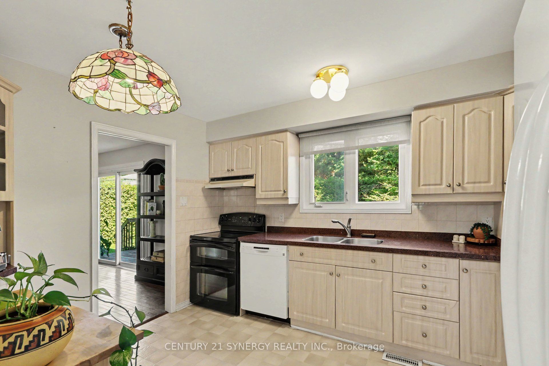21 Alder Crescent Property Photo 8