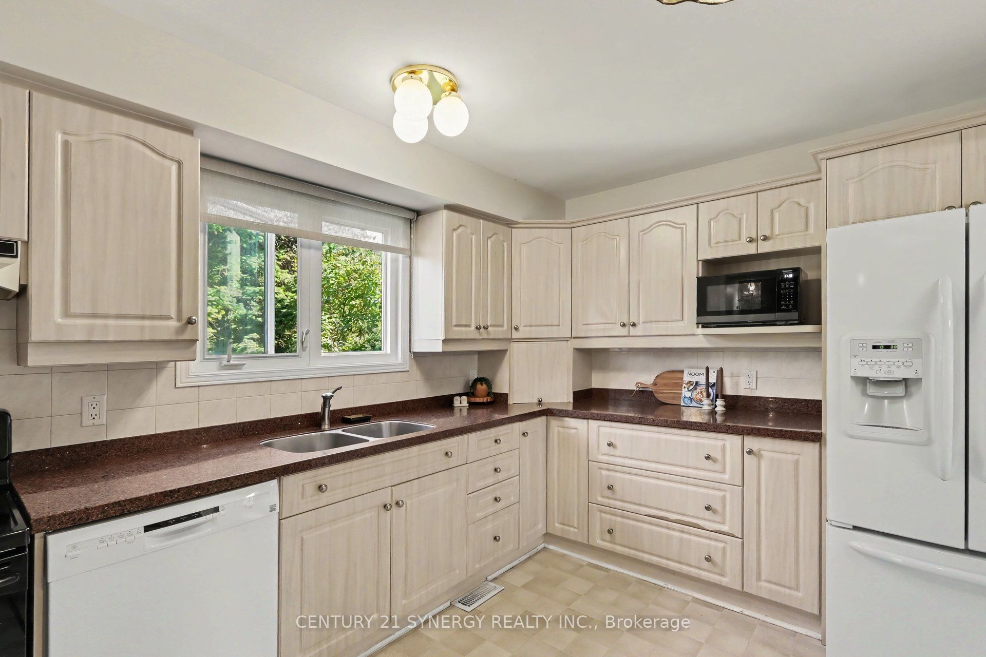 21 Alder Crescent Property Photo 10