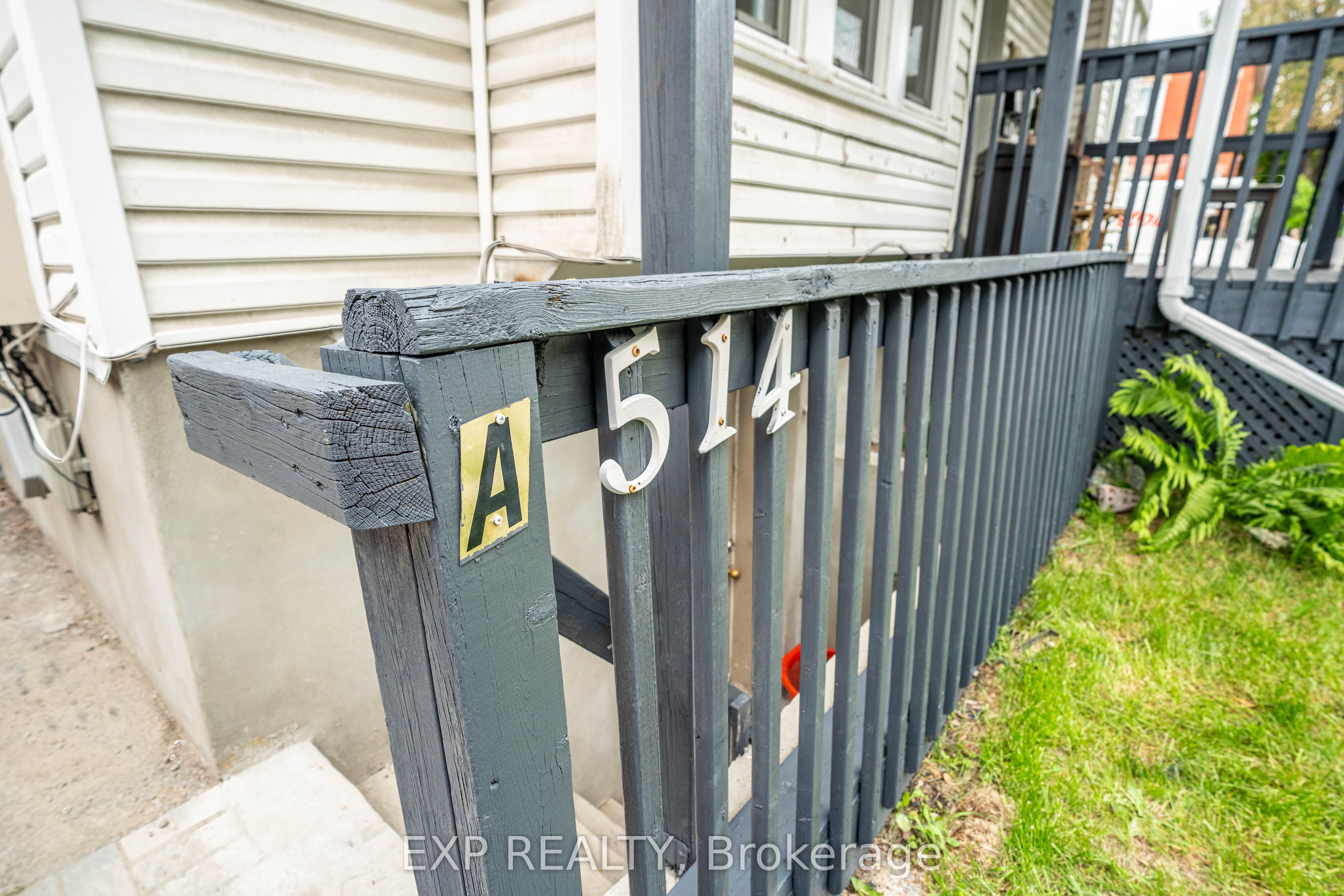 514 Lyon Street N Property Photo 8