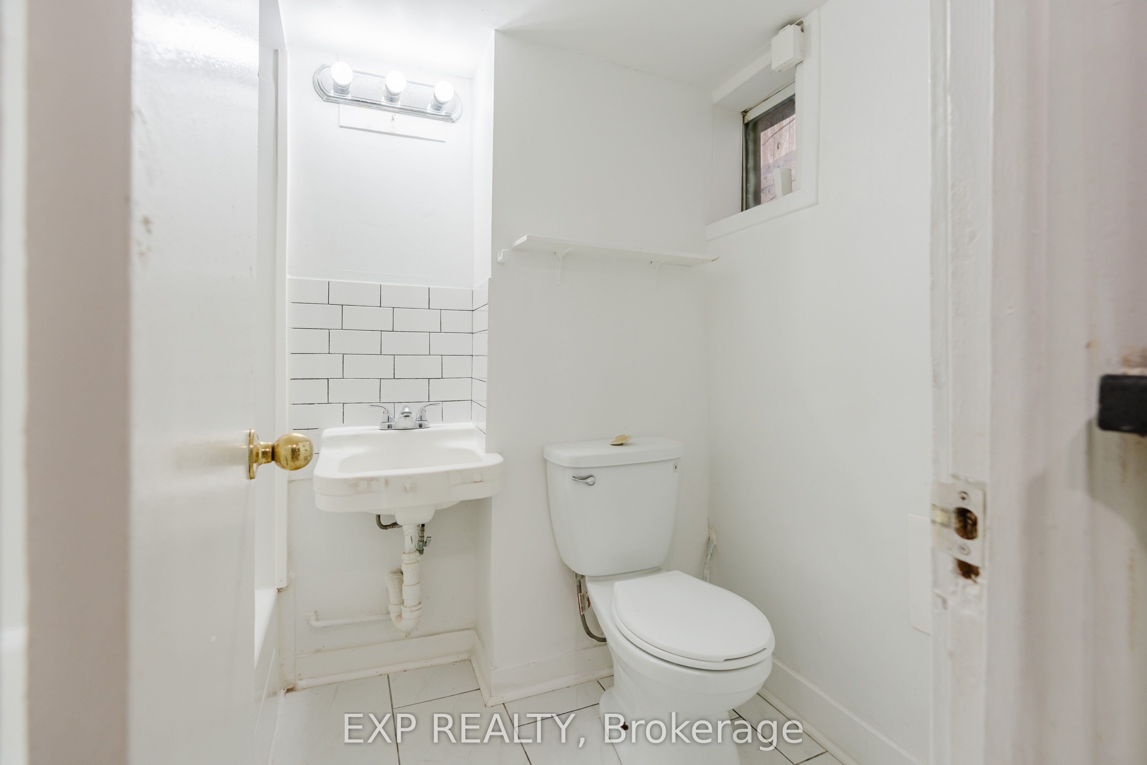 514 Lyon Street N Property Photo 20