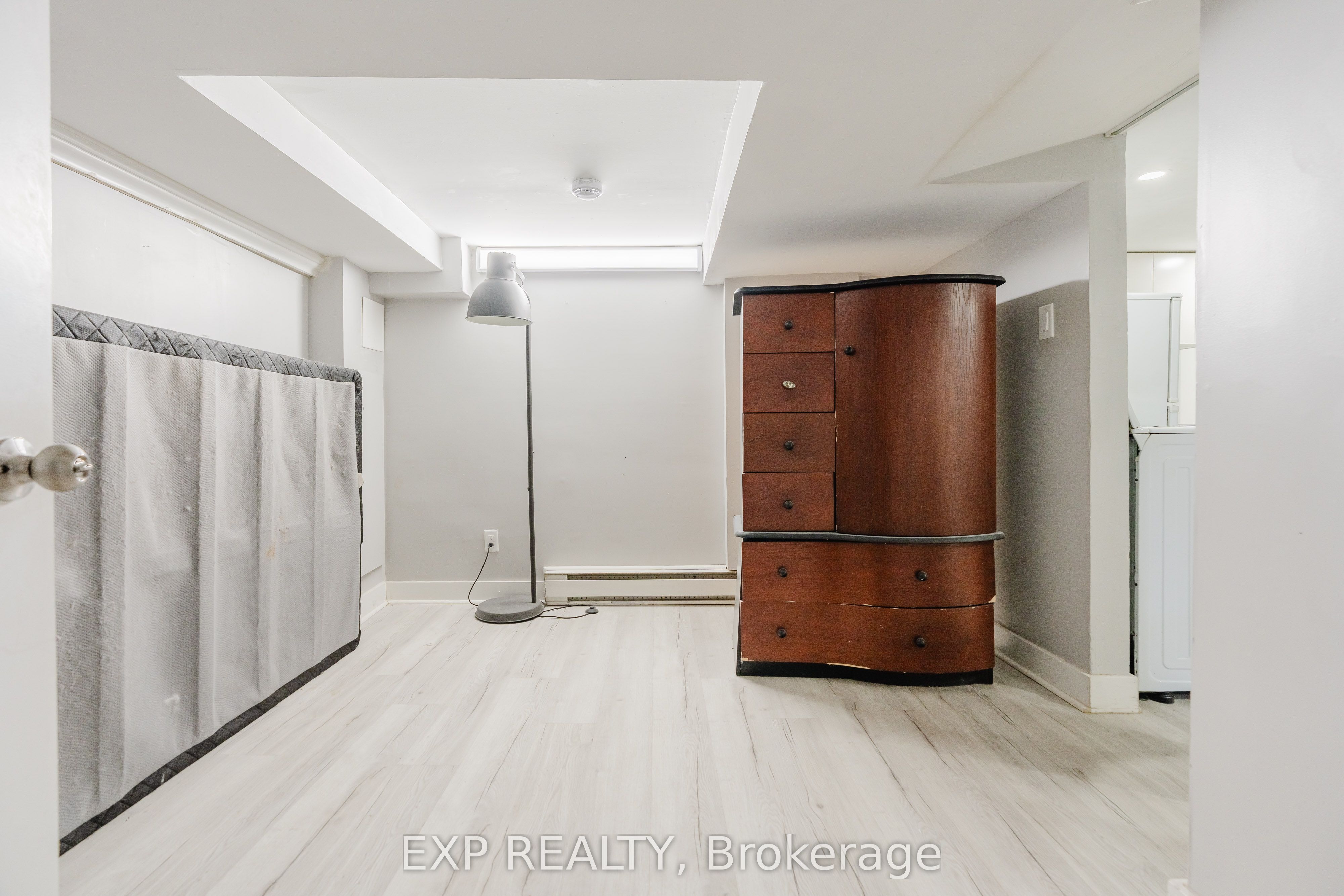514 Lyon Street N Property Photo 22