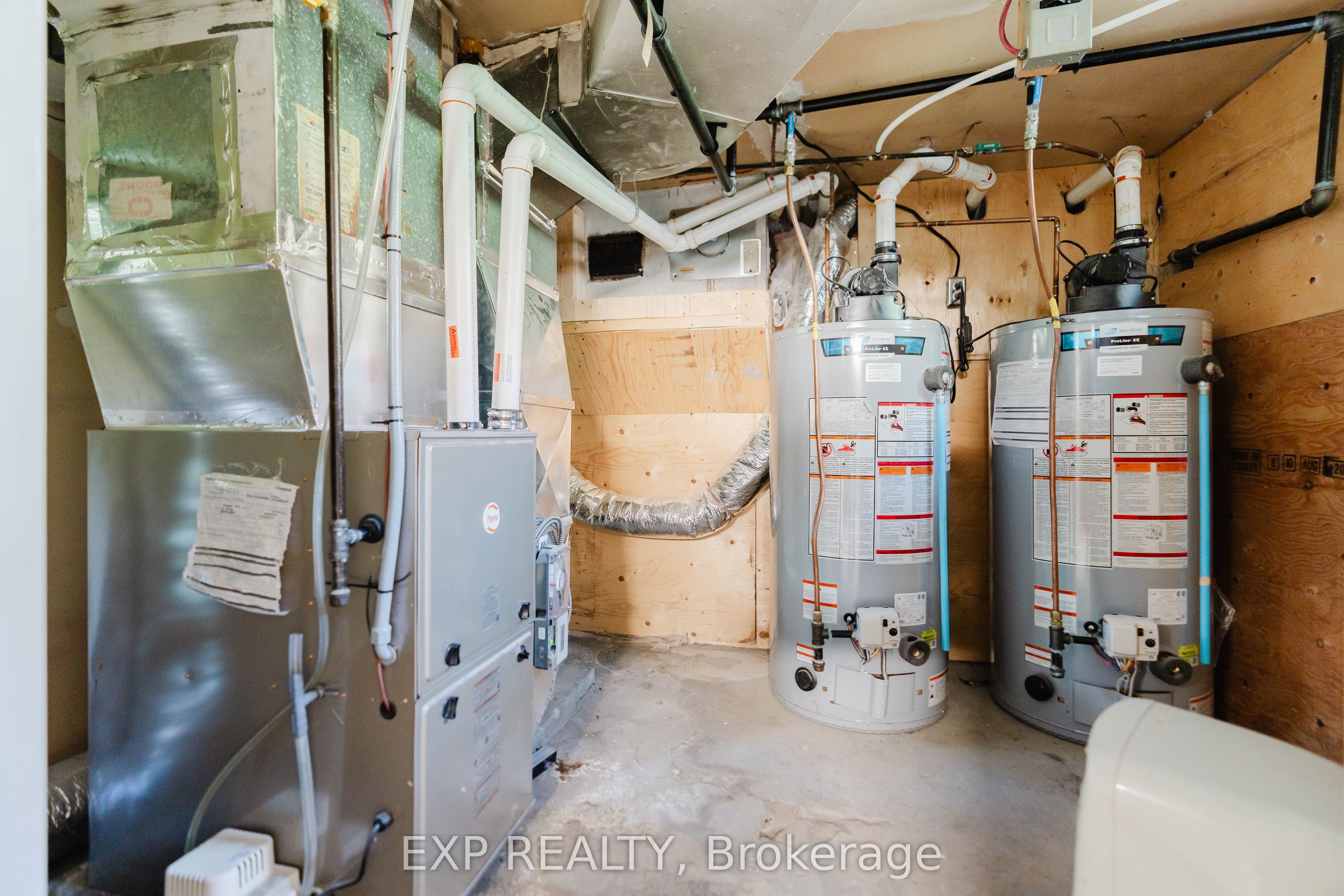 514 Lyon Street N Property Photo 23