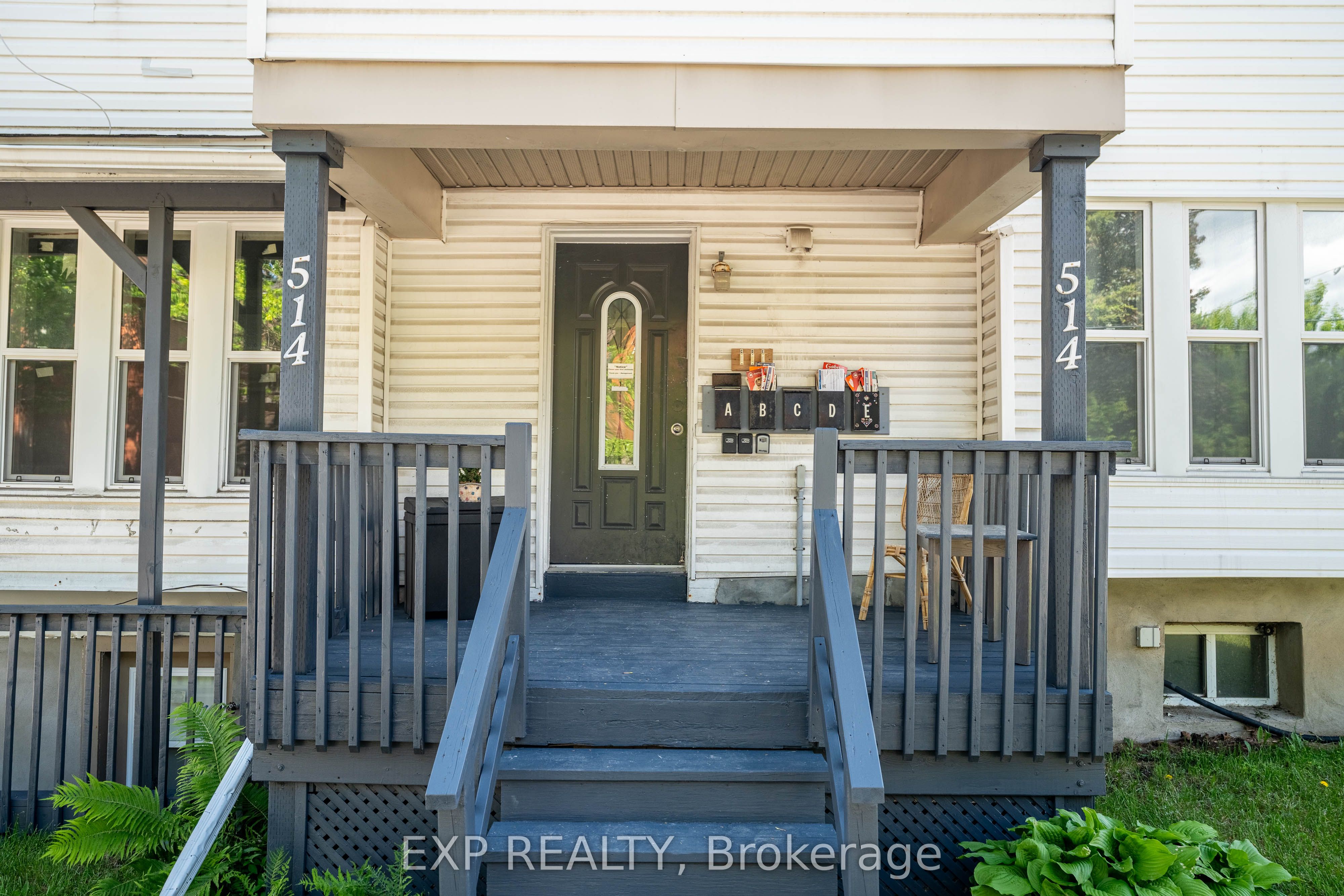 514 Lyon Street N Property Photo 24