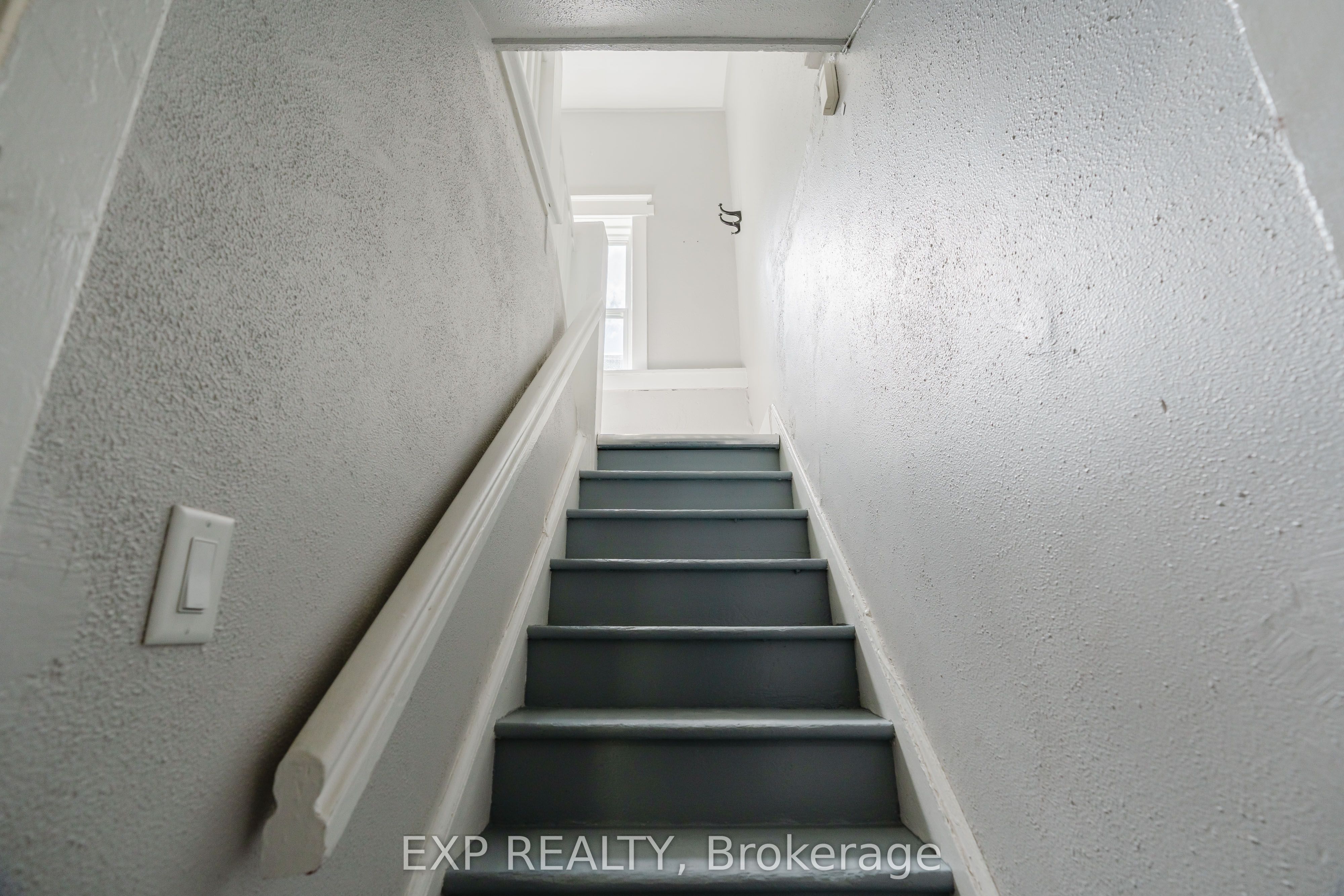 514 Lyon Street N Property Photo 40