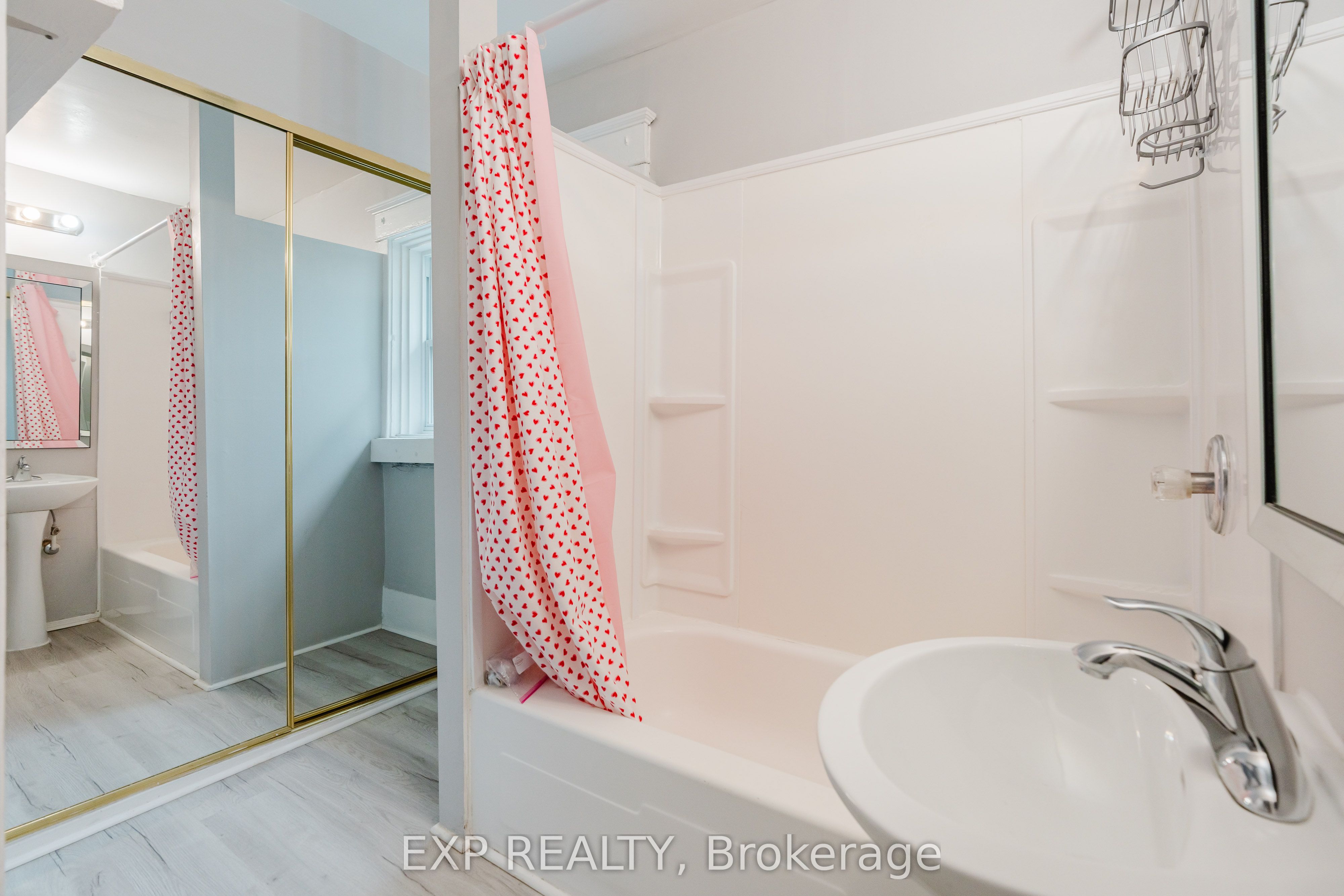 514 Lyon Street N Property Photo 49