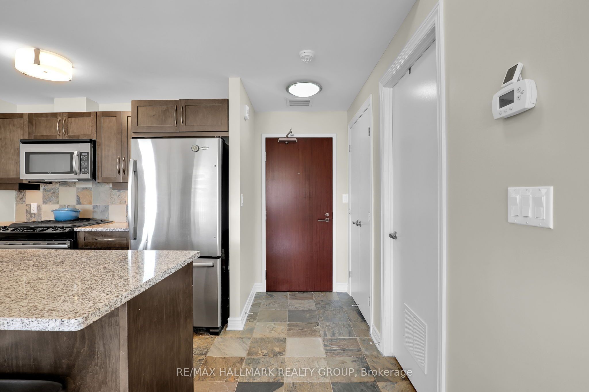 575 Byron Avenue 411 Property Photo 4