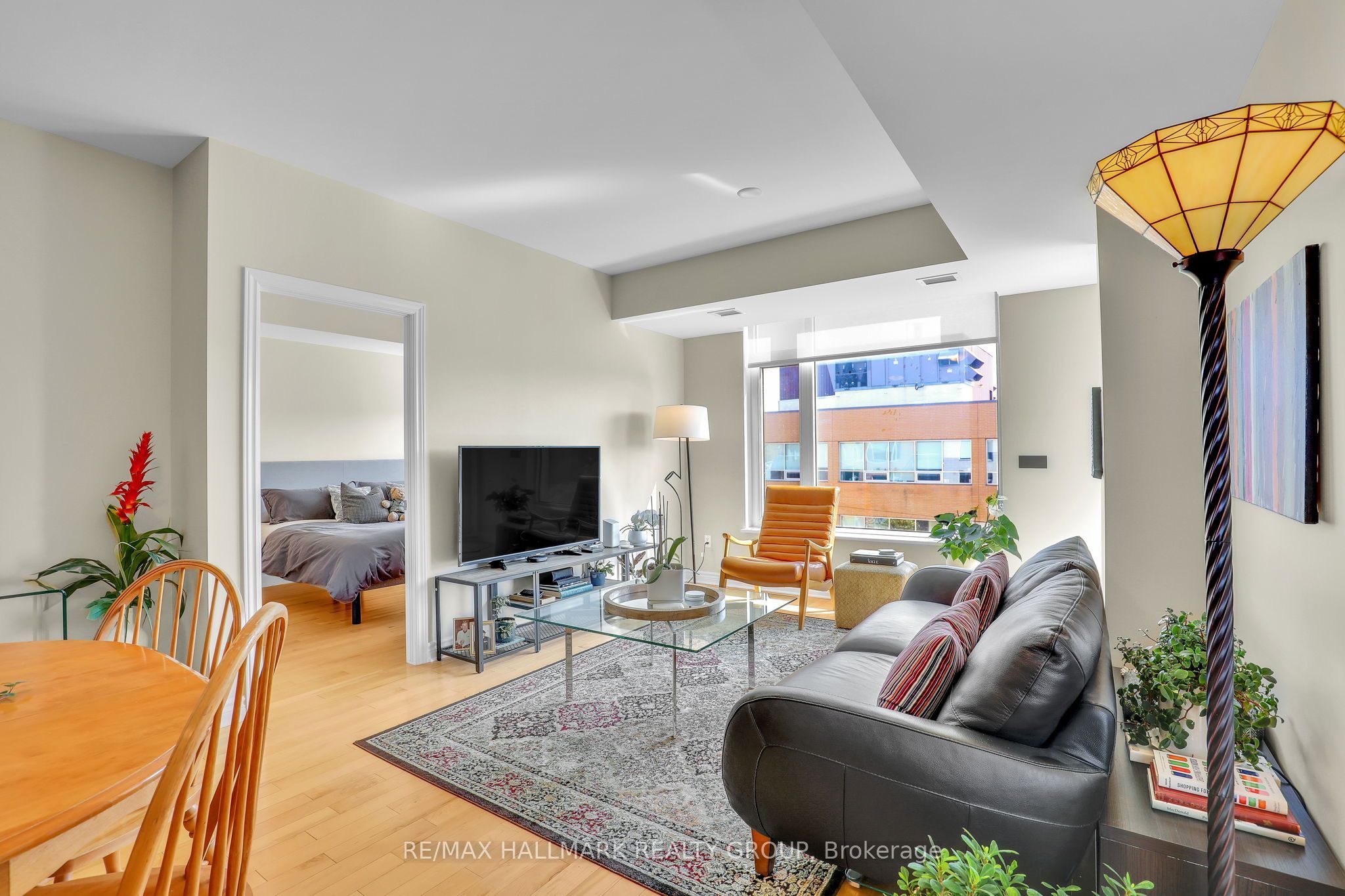 575 Byron Avenue 411 Property Photo 8