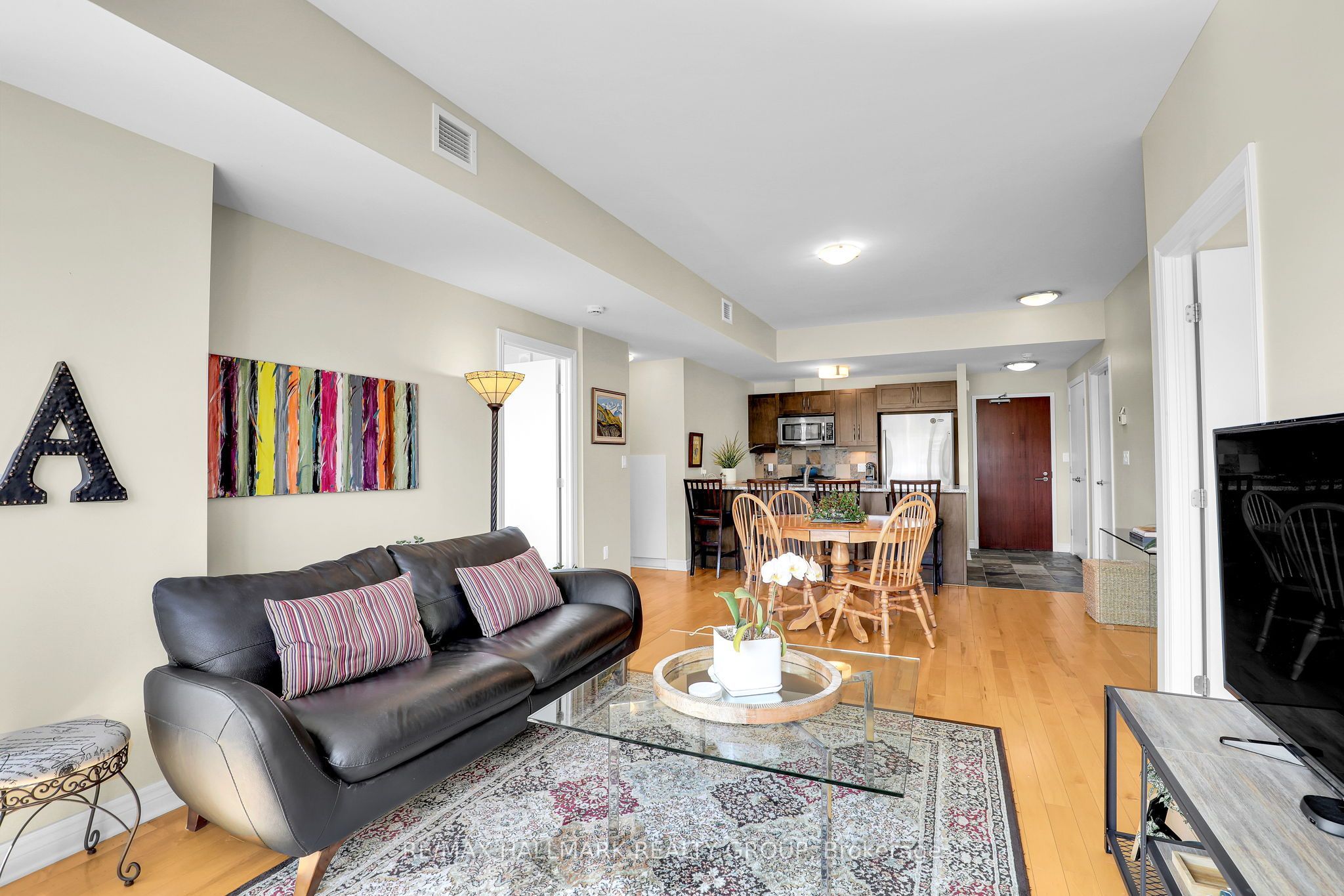575 Byron Avenue 411 Property Photo 10
