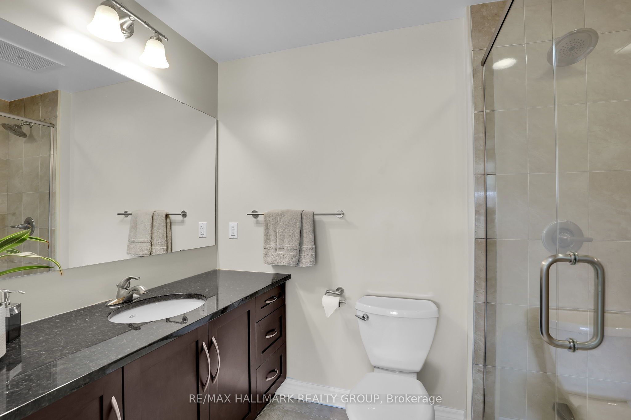 575 Byron Avenue 411 Property Photo 14