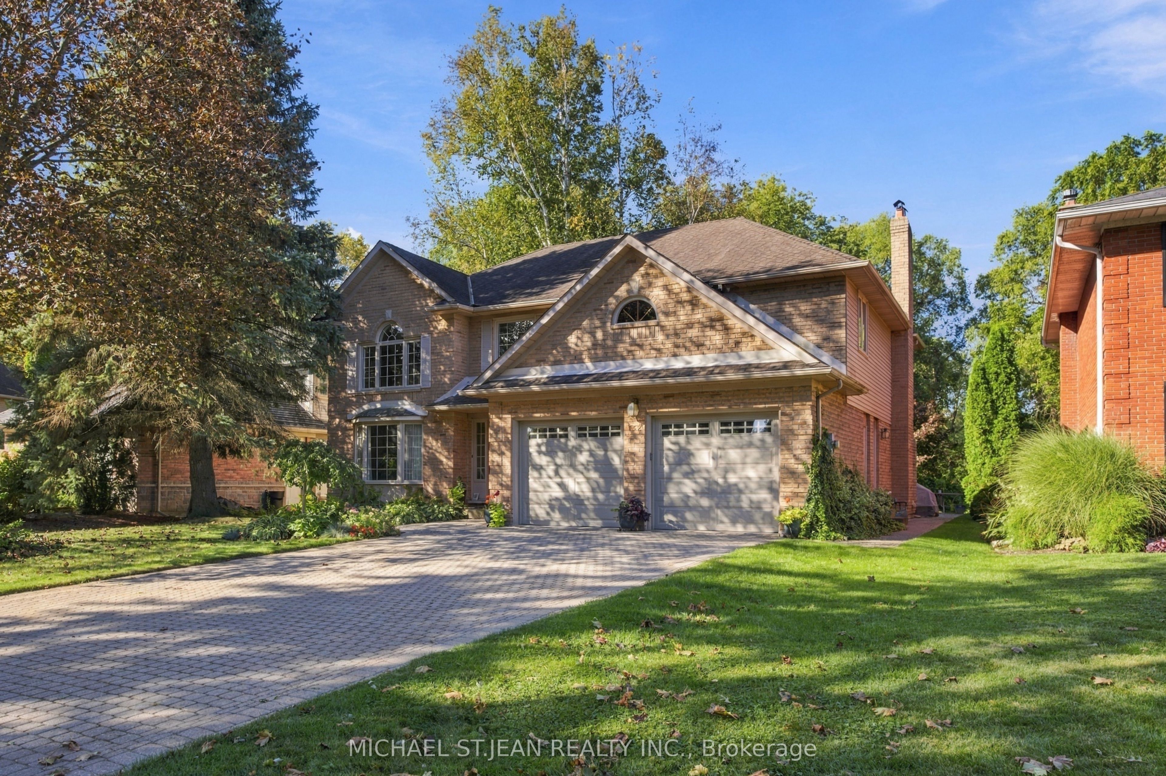 152 Seymour Drive Property Photo 2