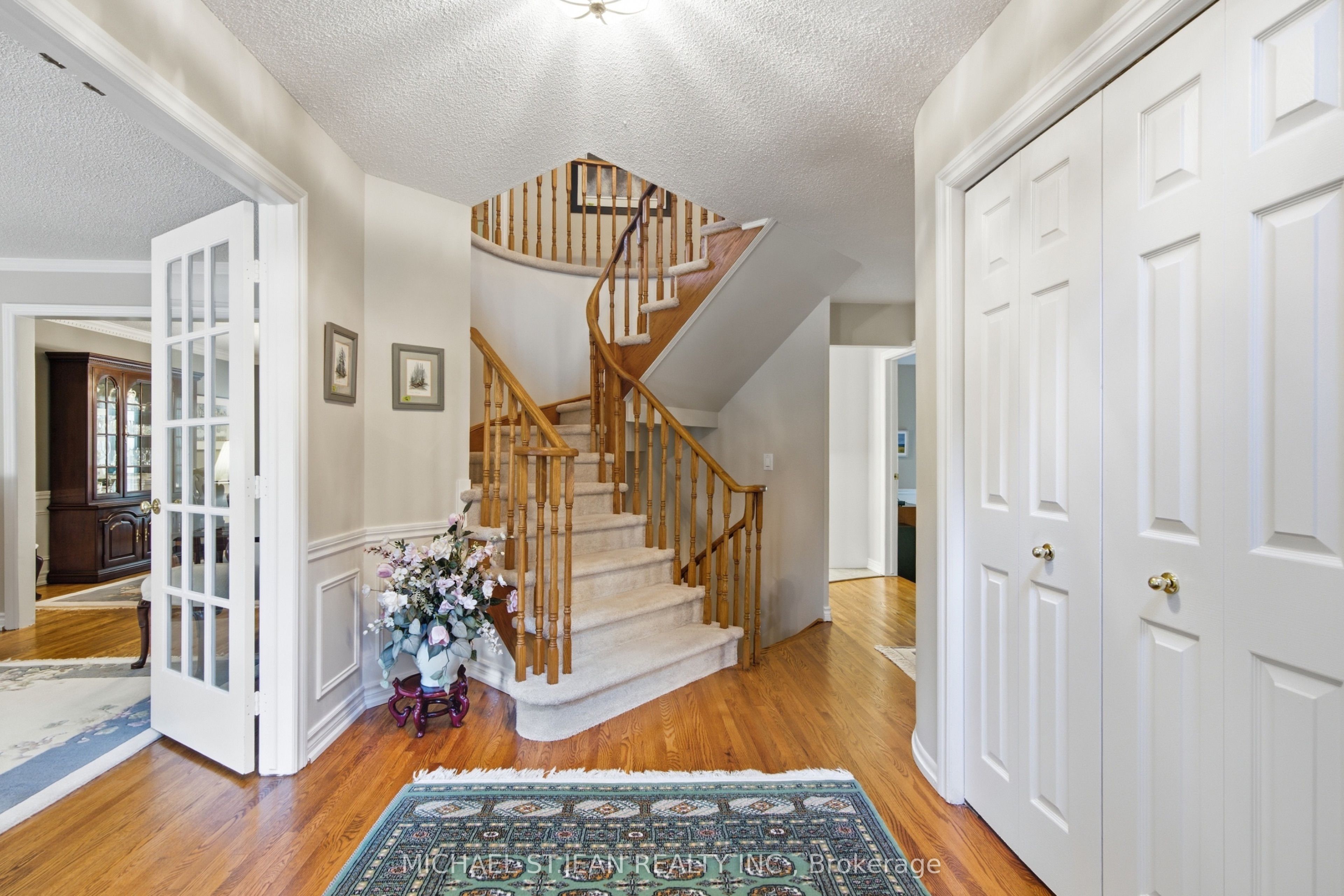 152 Seymour Drive Property Photo 7
