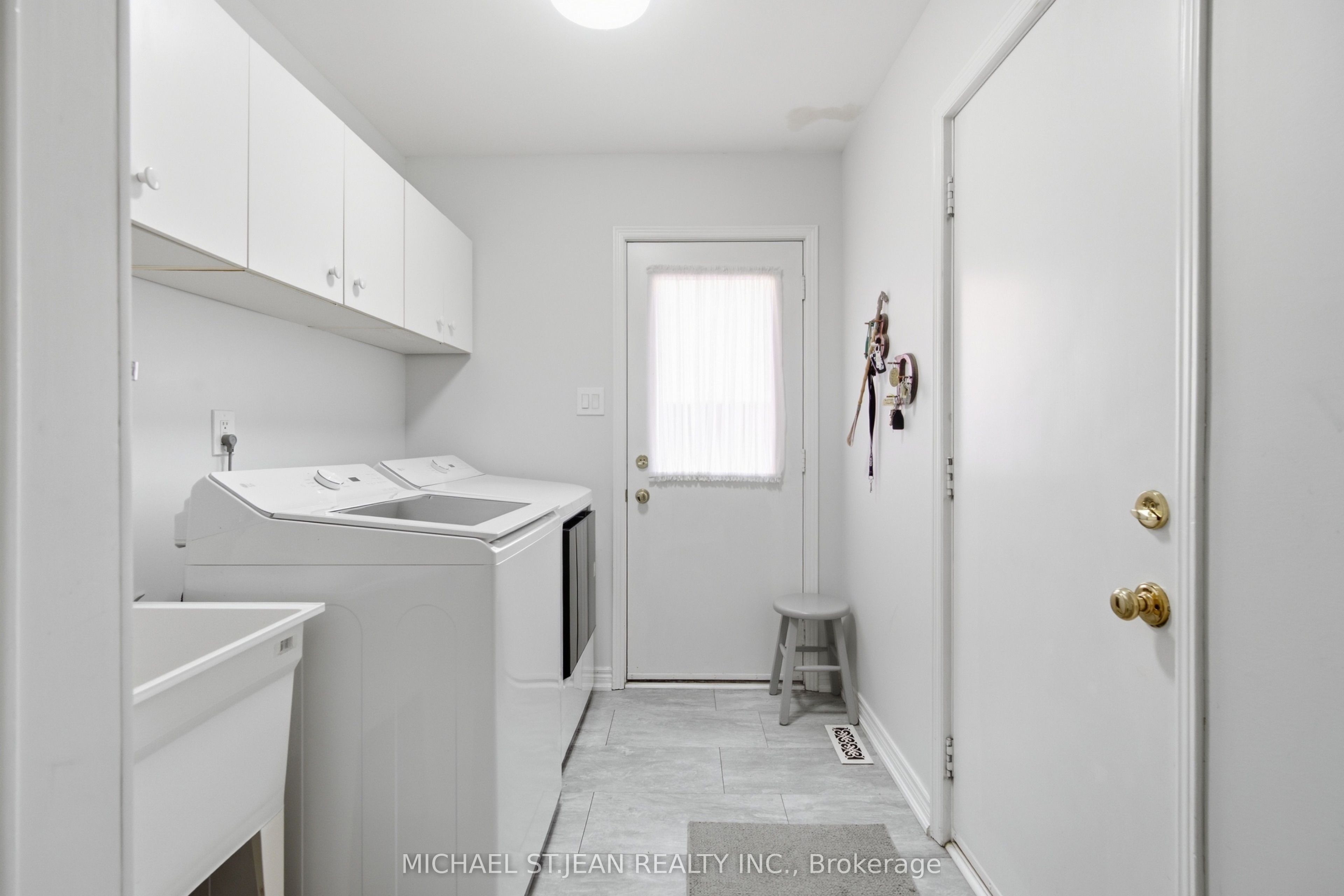 152 Seymour Drive Property Photo 25