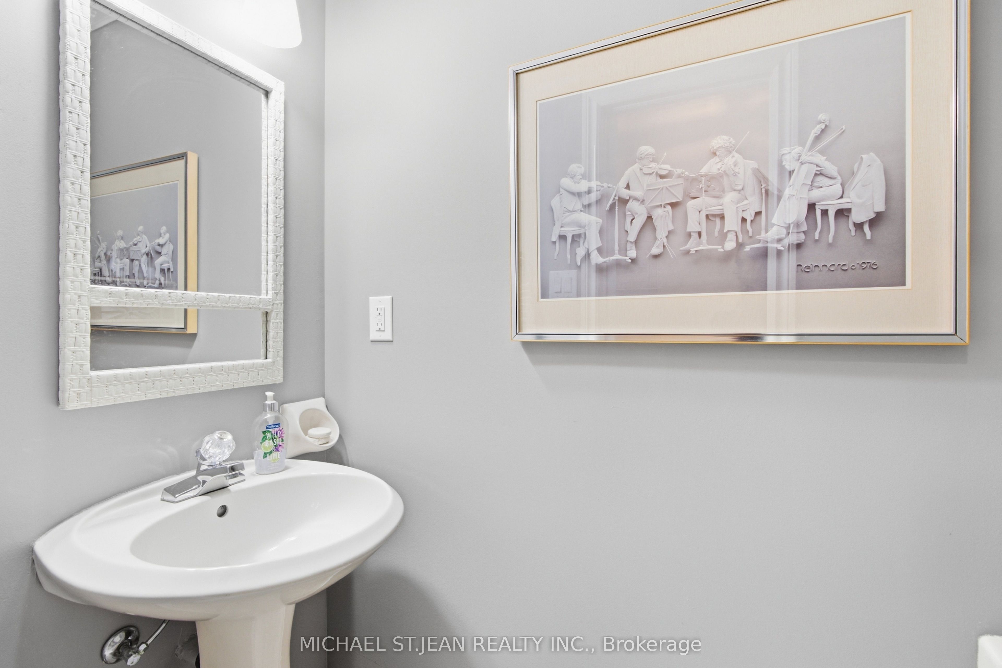 152 Seymour Drive Property Photo 26