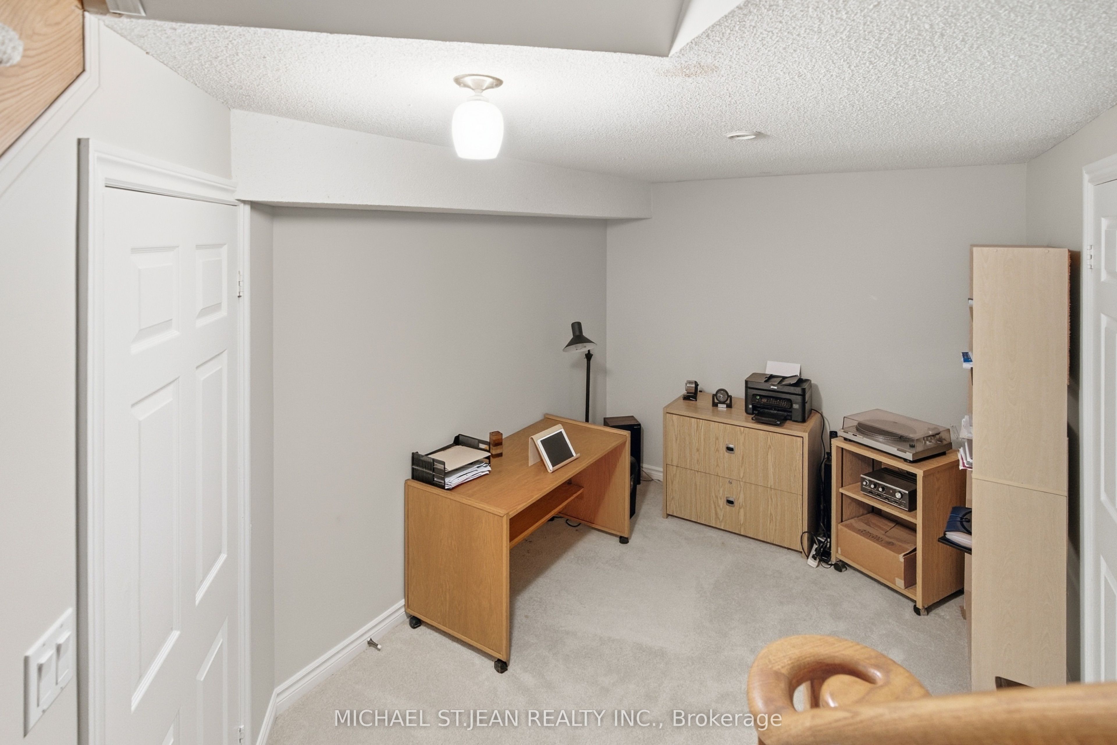 152 Seymour Drive Property Photo 41