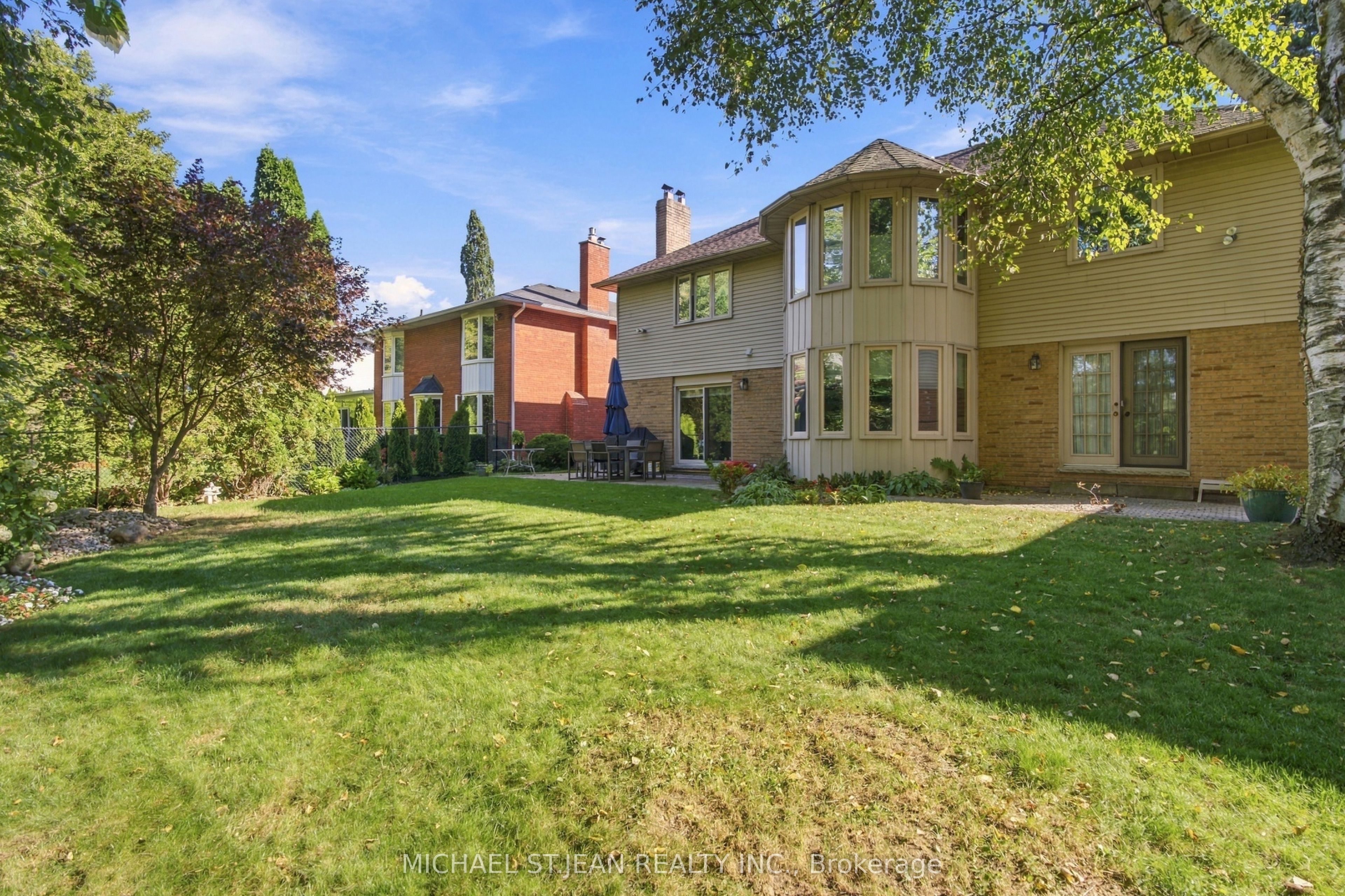 152 Seymour Drive Property Photo 45