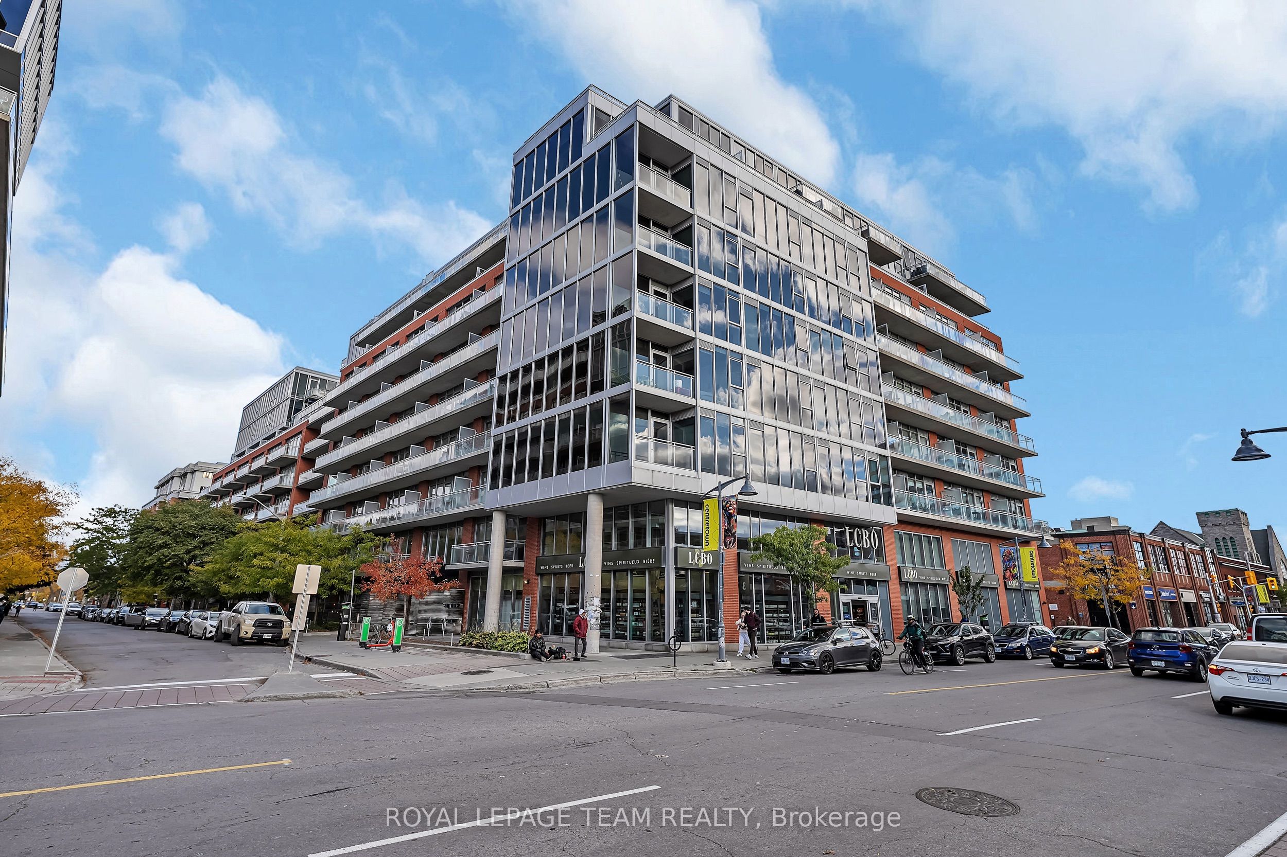 360 Mcleod Street 905 Property Photo 2