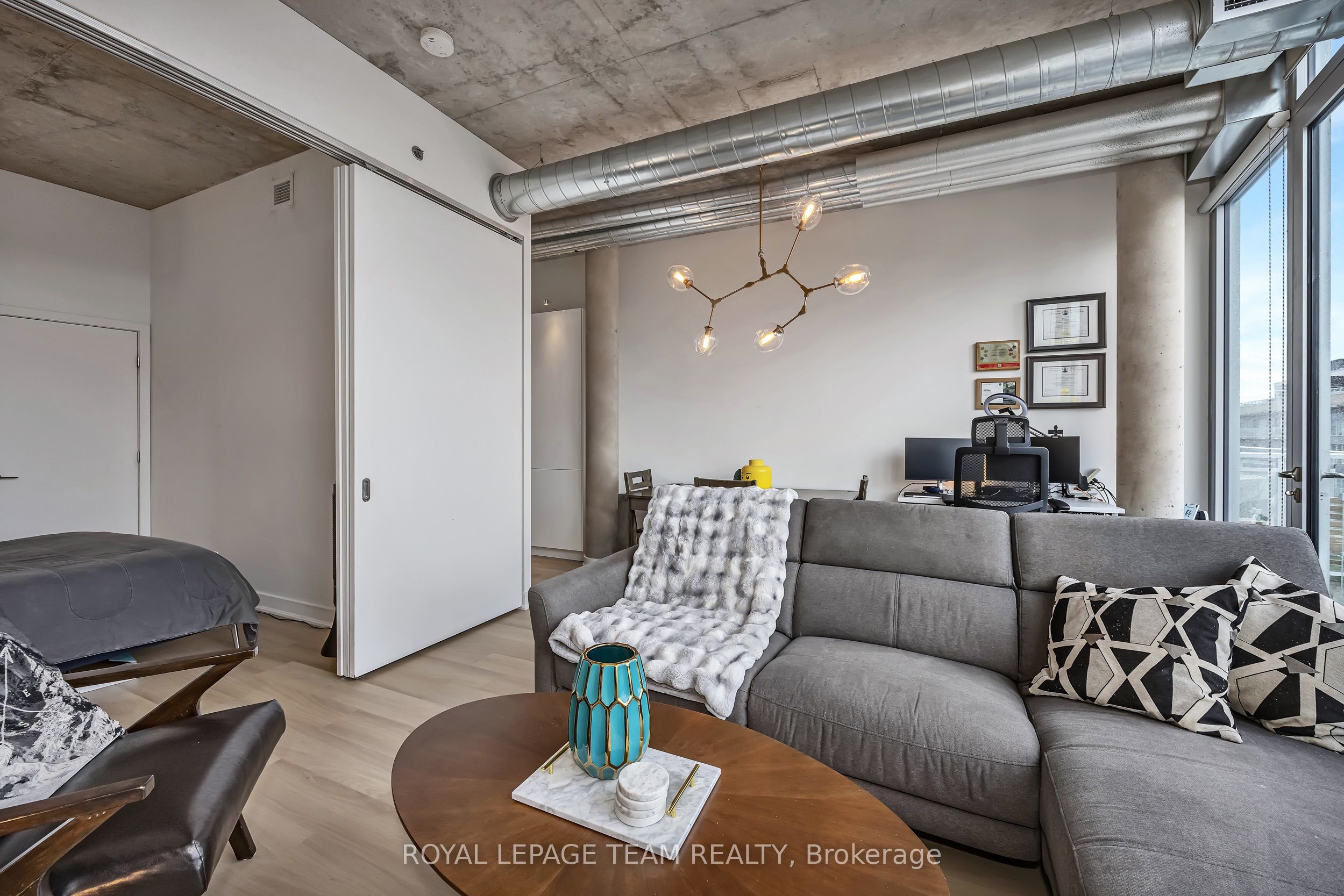 360 Mcleod Street 905 Property Photo 10