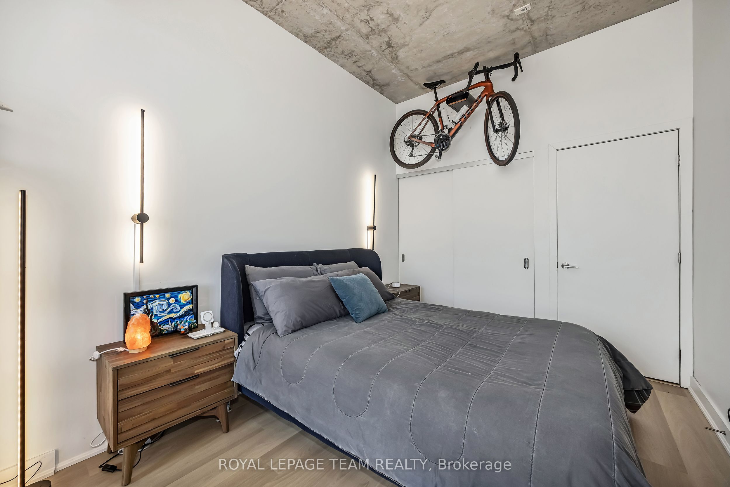 360 Mcleod Street 905 Property Photo 12