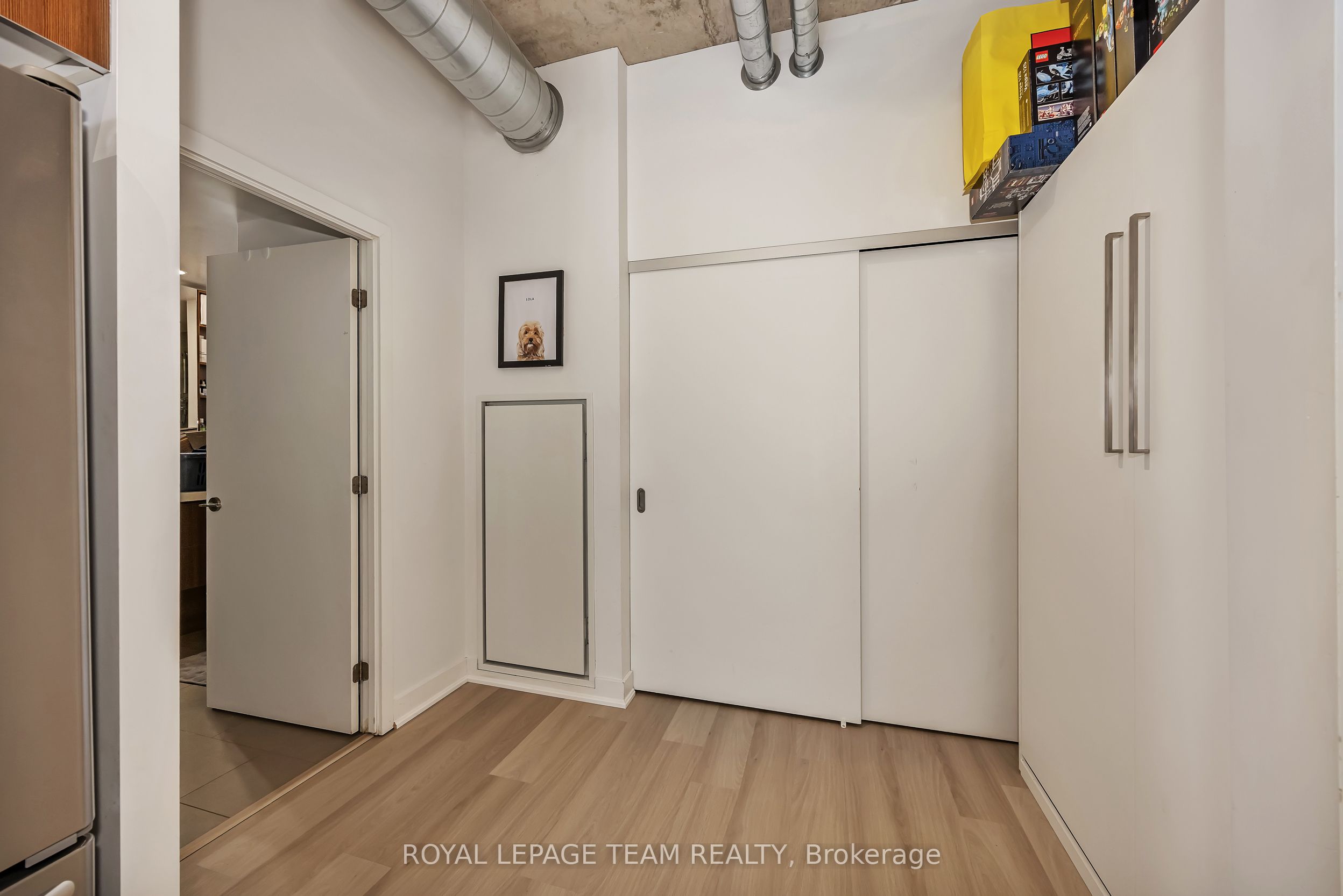 360 Mcleod Street 905 Property Photo 14