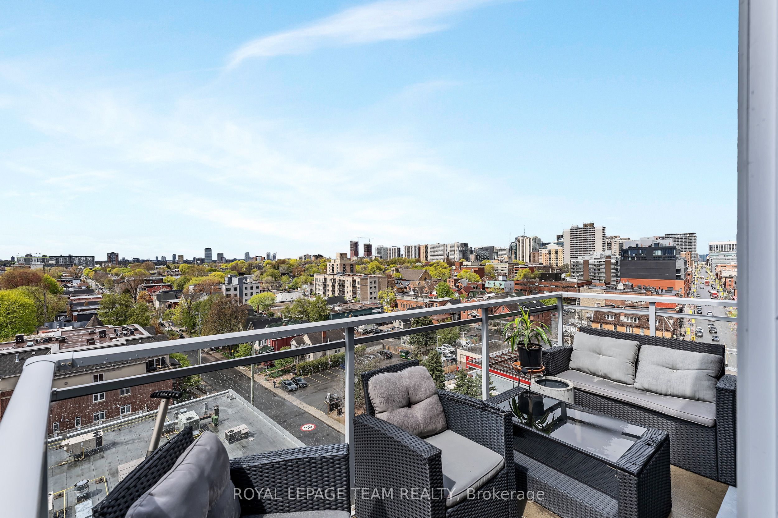 360 Mcleod Street 905 Property Photo 18
