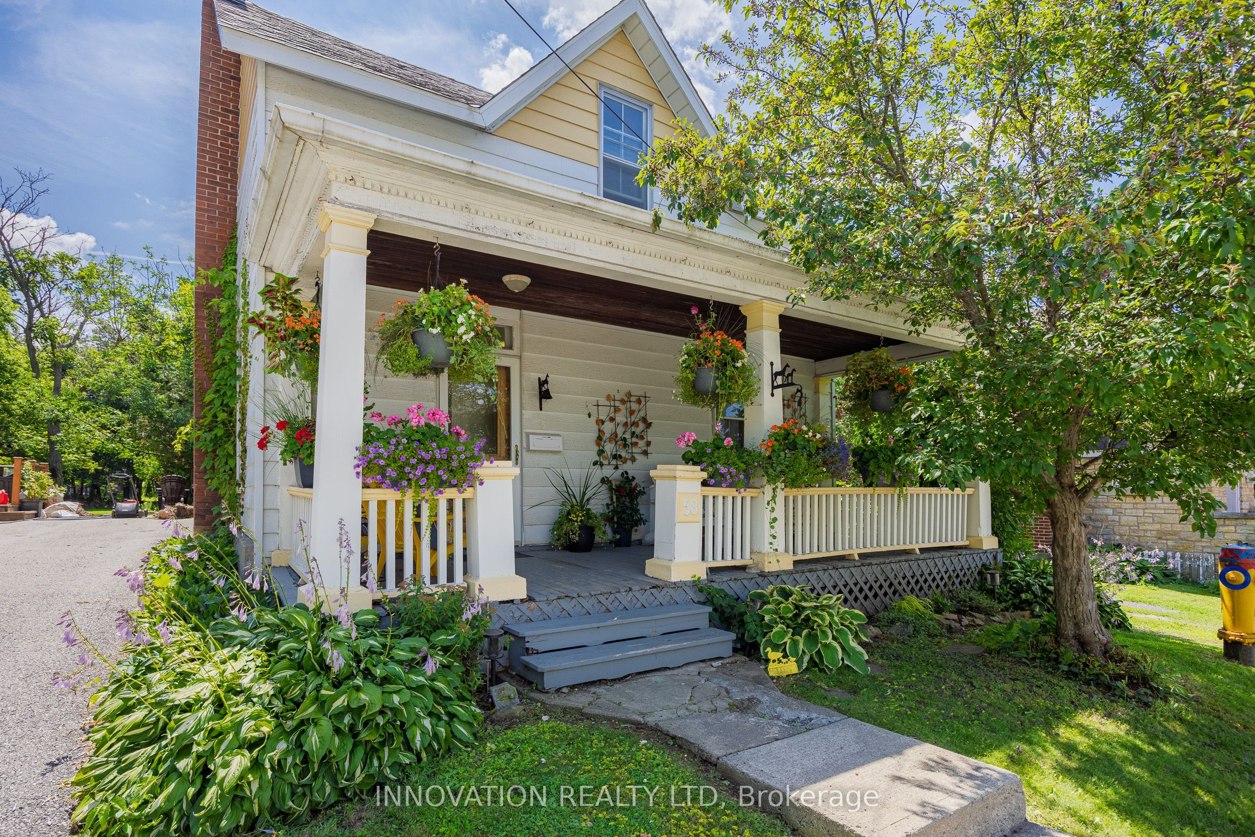 58 Lake Avenue E