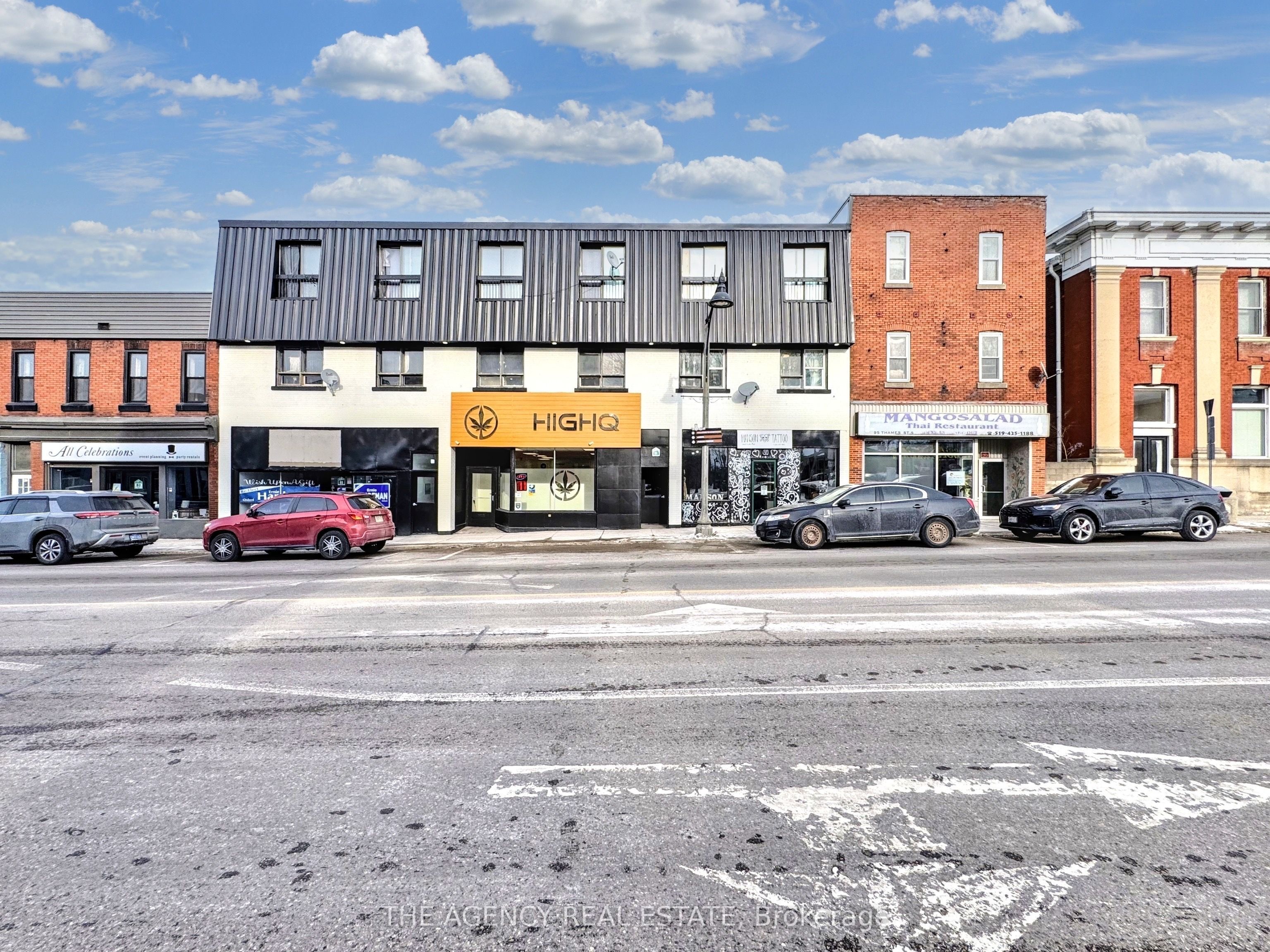 91 Thames Street S 304 Property Photo 1