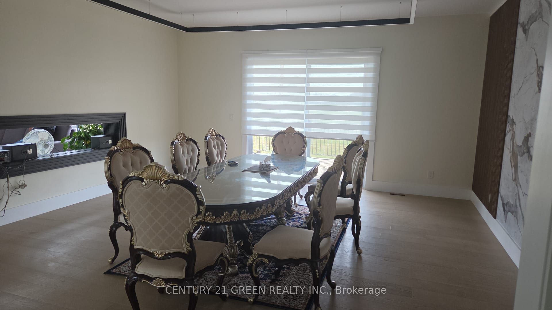 674525 Hurontario Street Property Photo 3