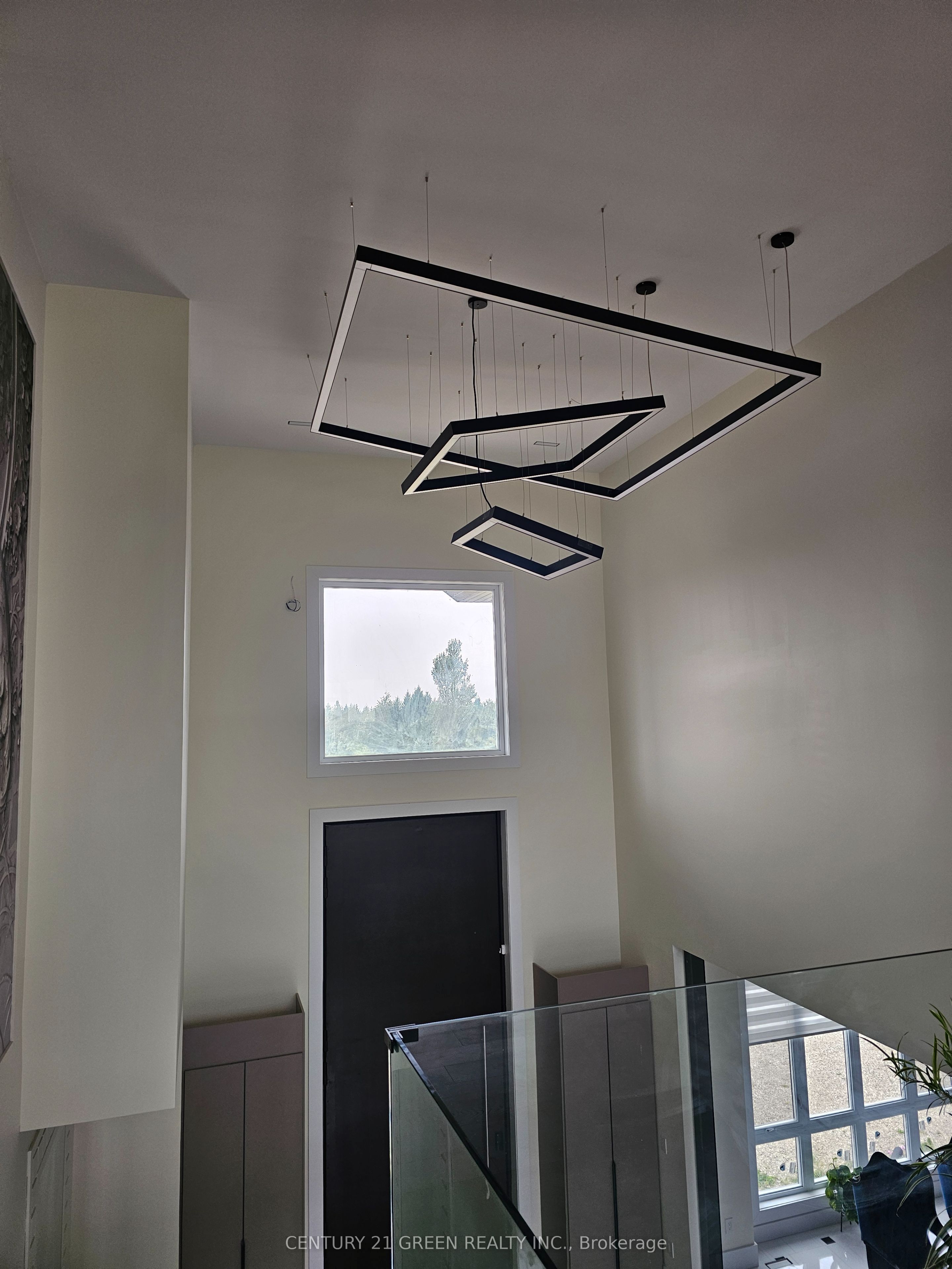 674525 Hurontario Street Property Photo 10
