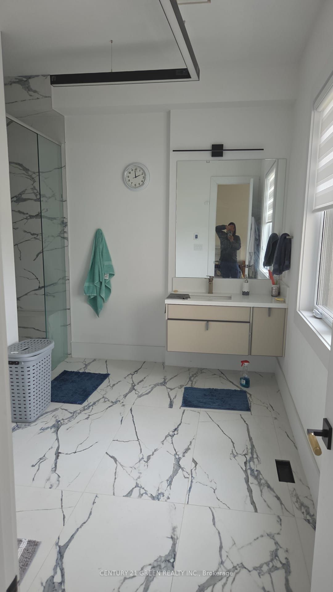 674525 Hurontario Street Property Photo 17