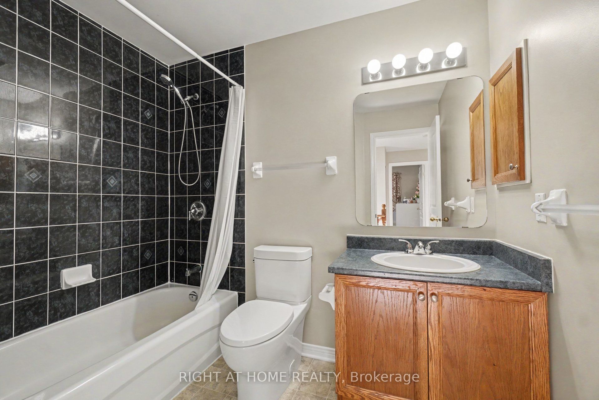 623 Wild Shore Crescent Property Photo 24