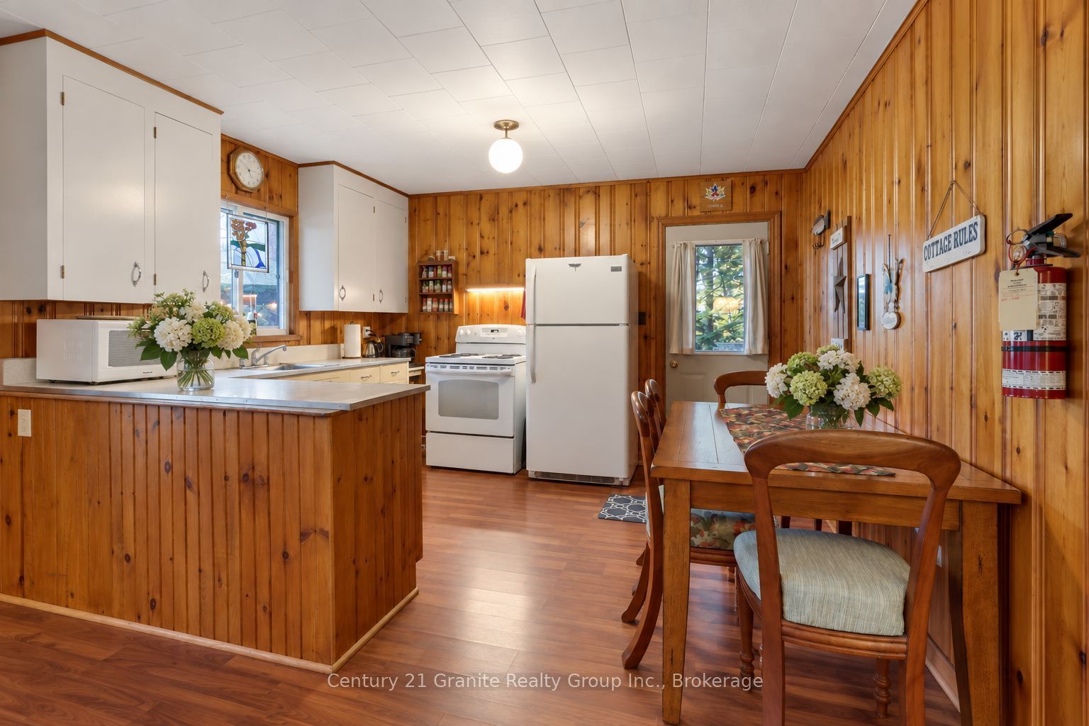 4175 Elephant Lake Road Property Photo 11