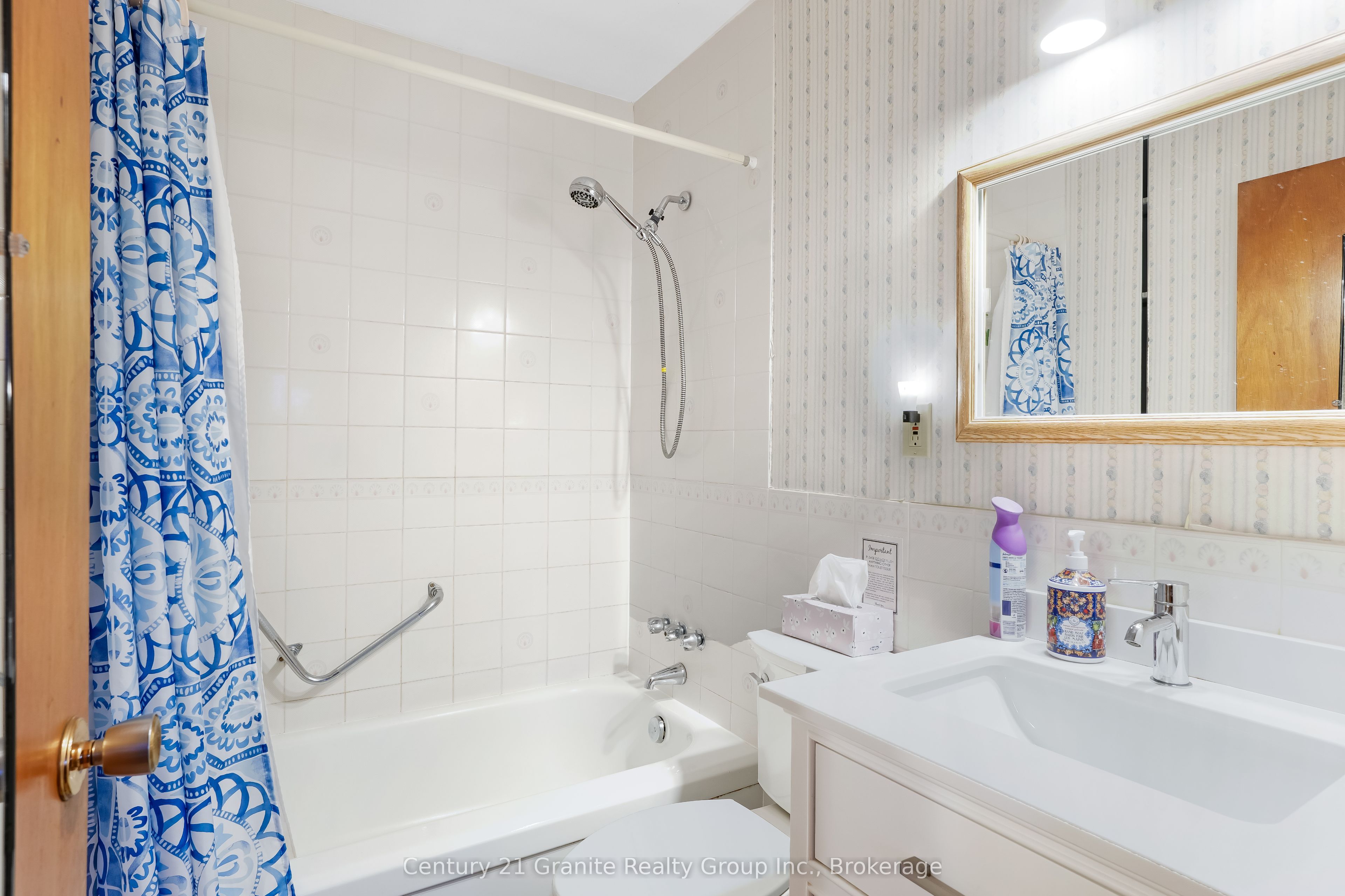 4175 Elephant Lake Road Property Photo 17