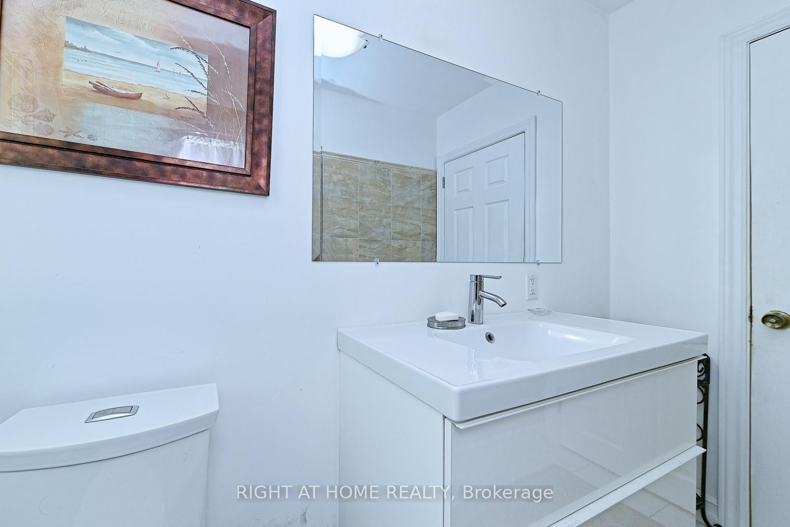 446 Geneva Street Property Photo 38