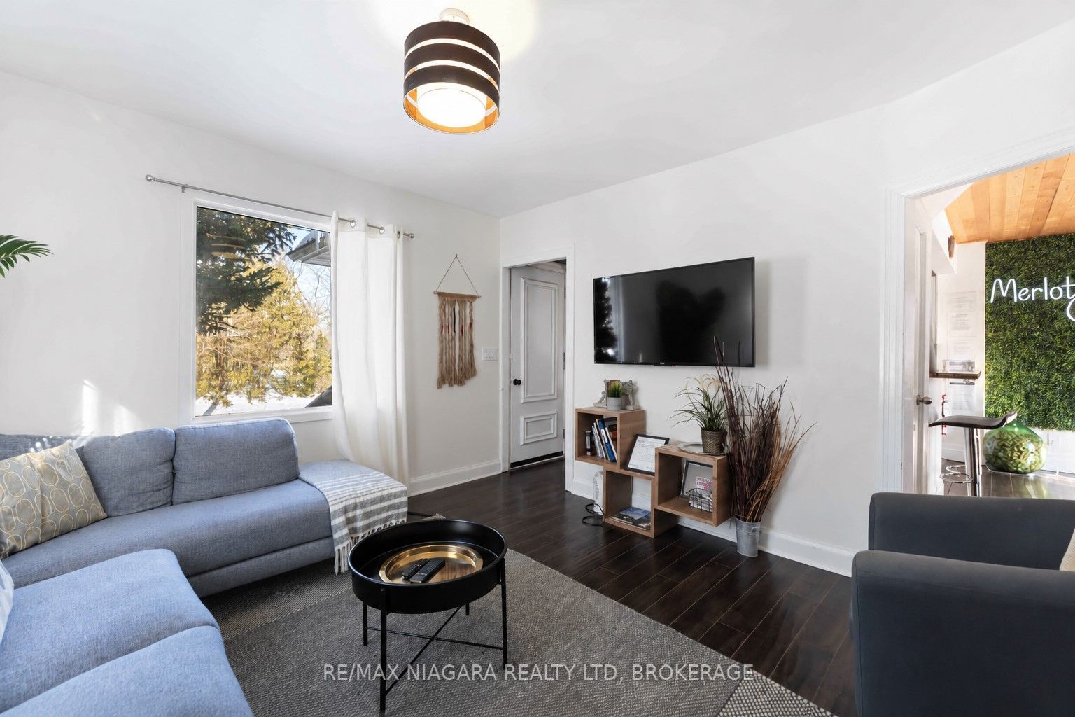 1459 Niagara Stone Road Property Photo 4