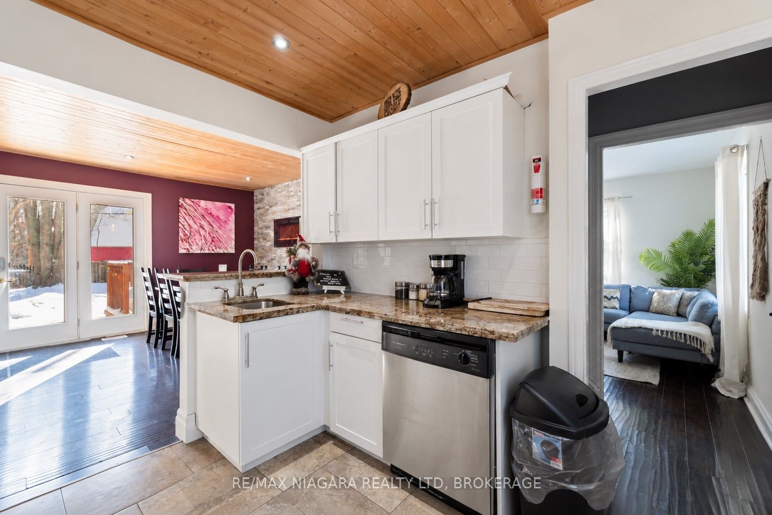 1459 Niagara Stone Road Property Photo 7