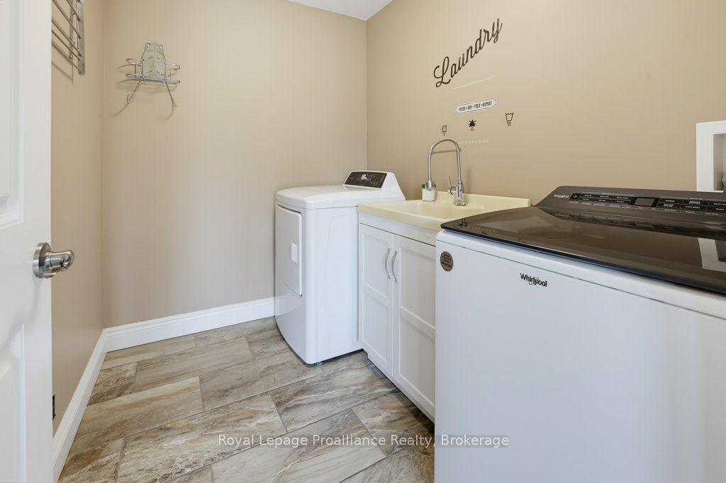2491 Harmony Road Property Photo 6