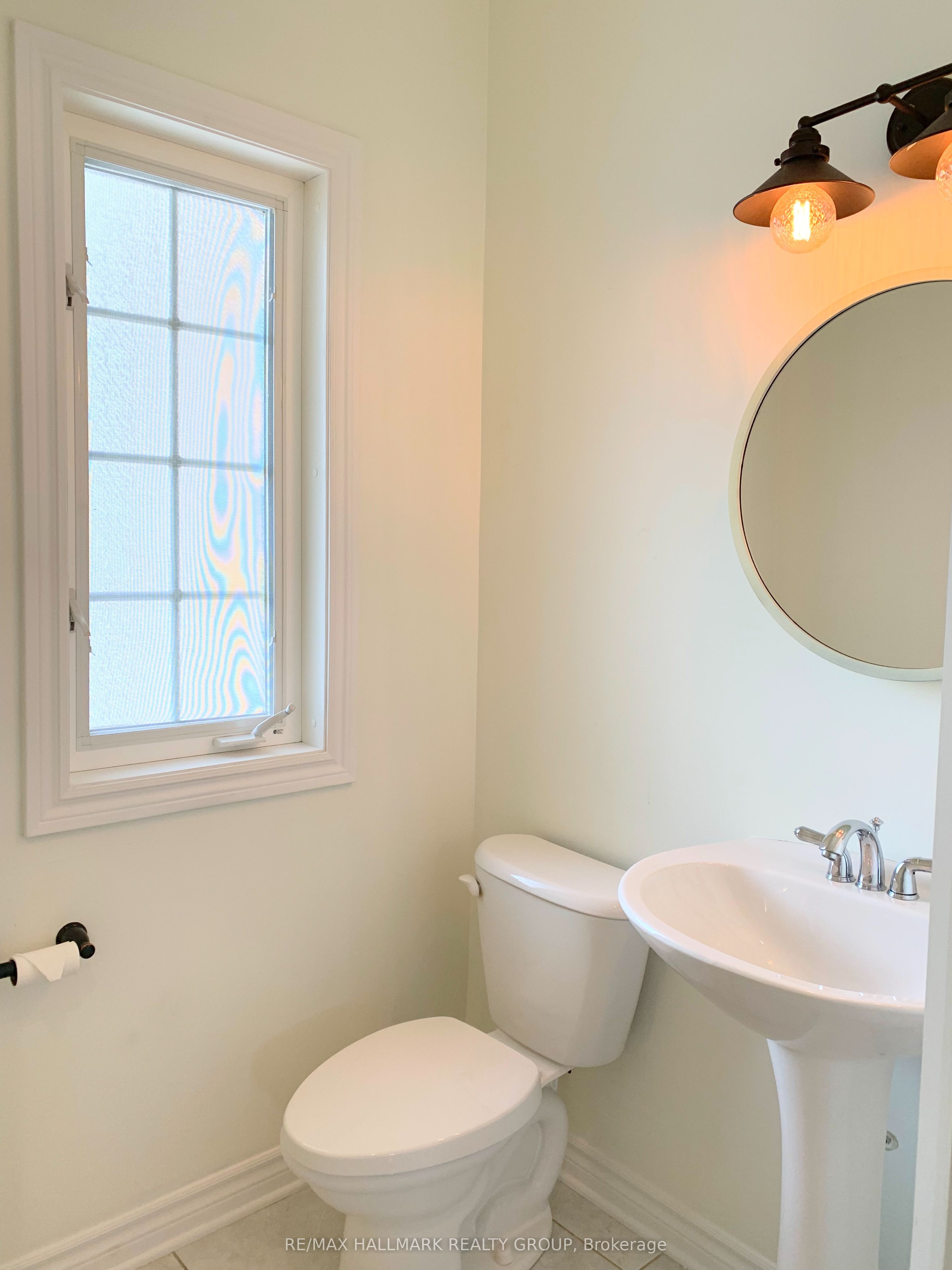 469 Foxhall Way Property Photo 4