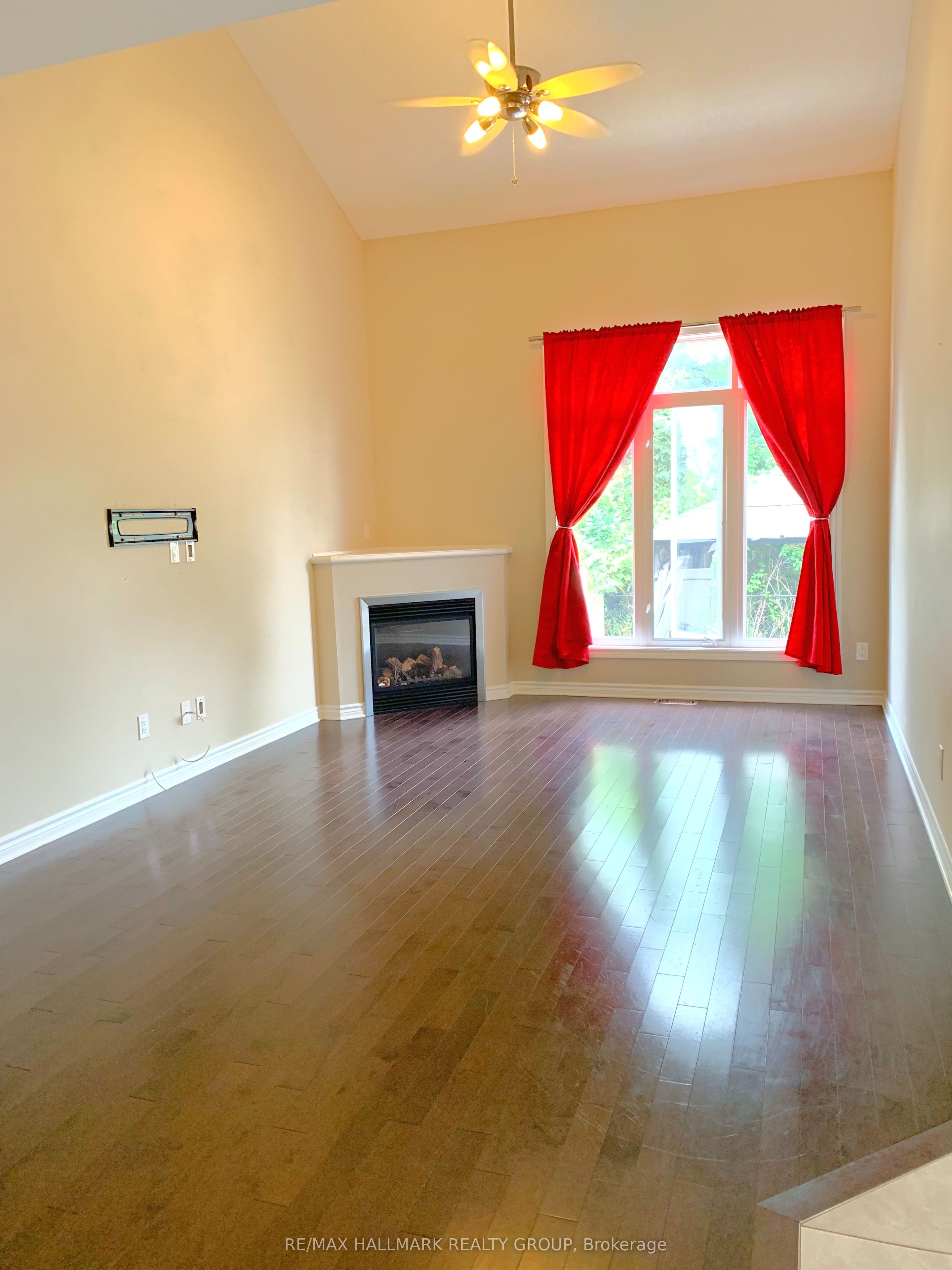 469 Foxhall Way Property Photo 12