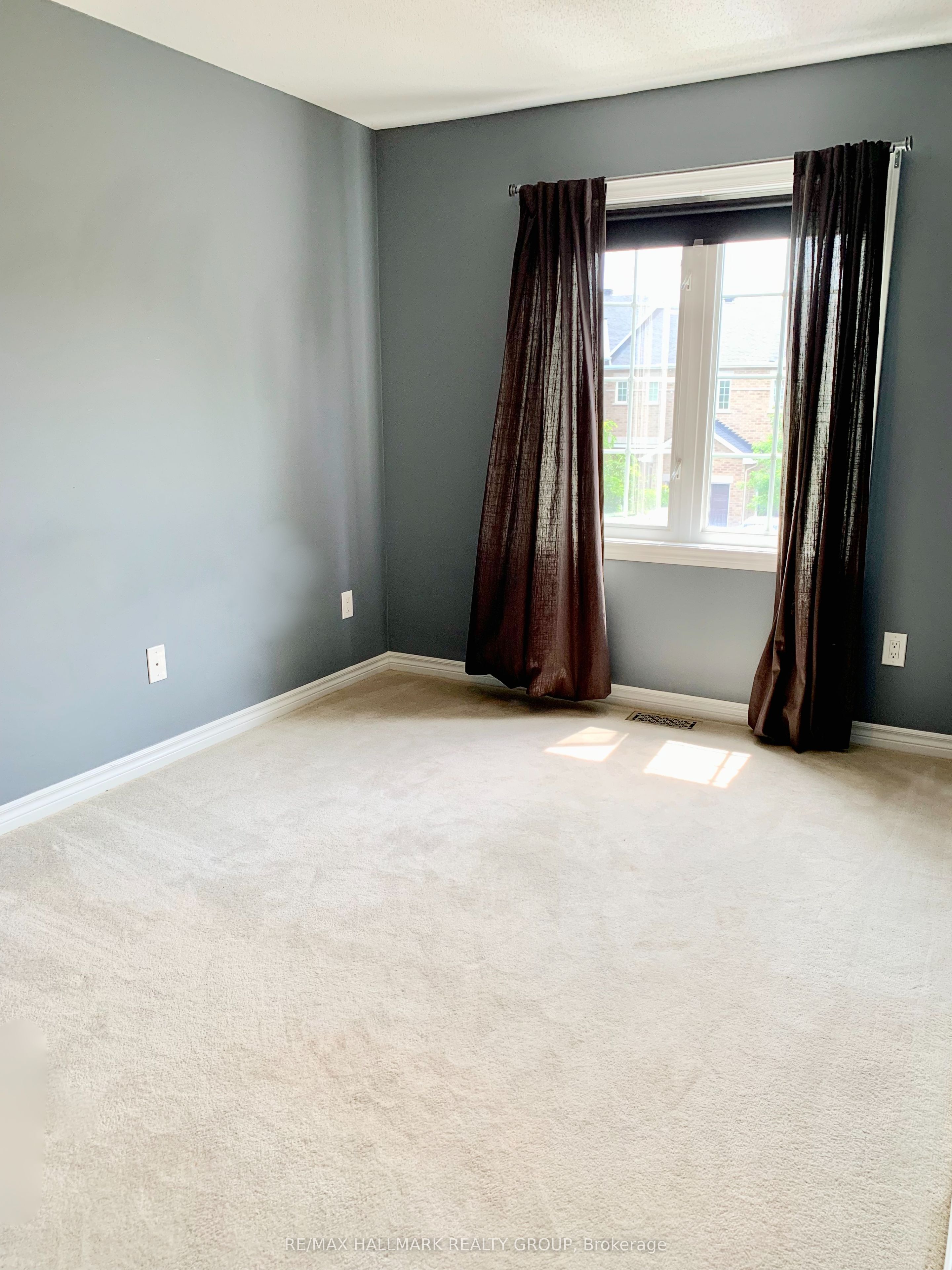 469 Foxhall Way Property Photo 18