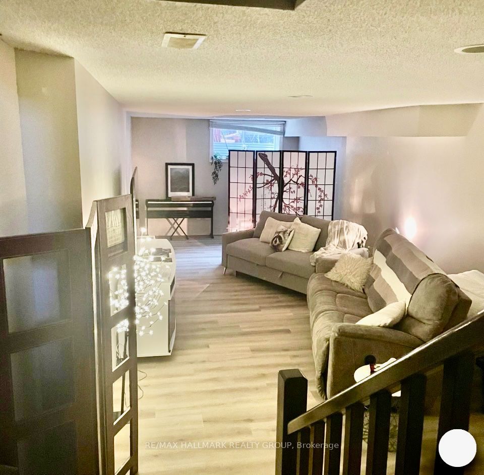 469 Foxhall Way Property Photo 35