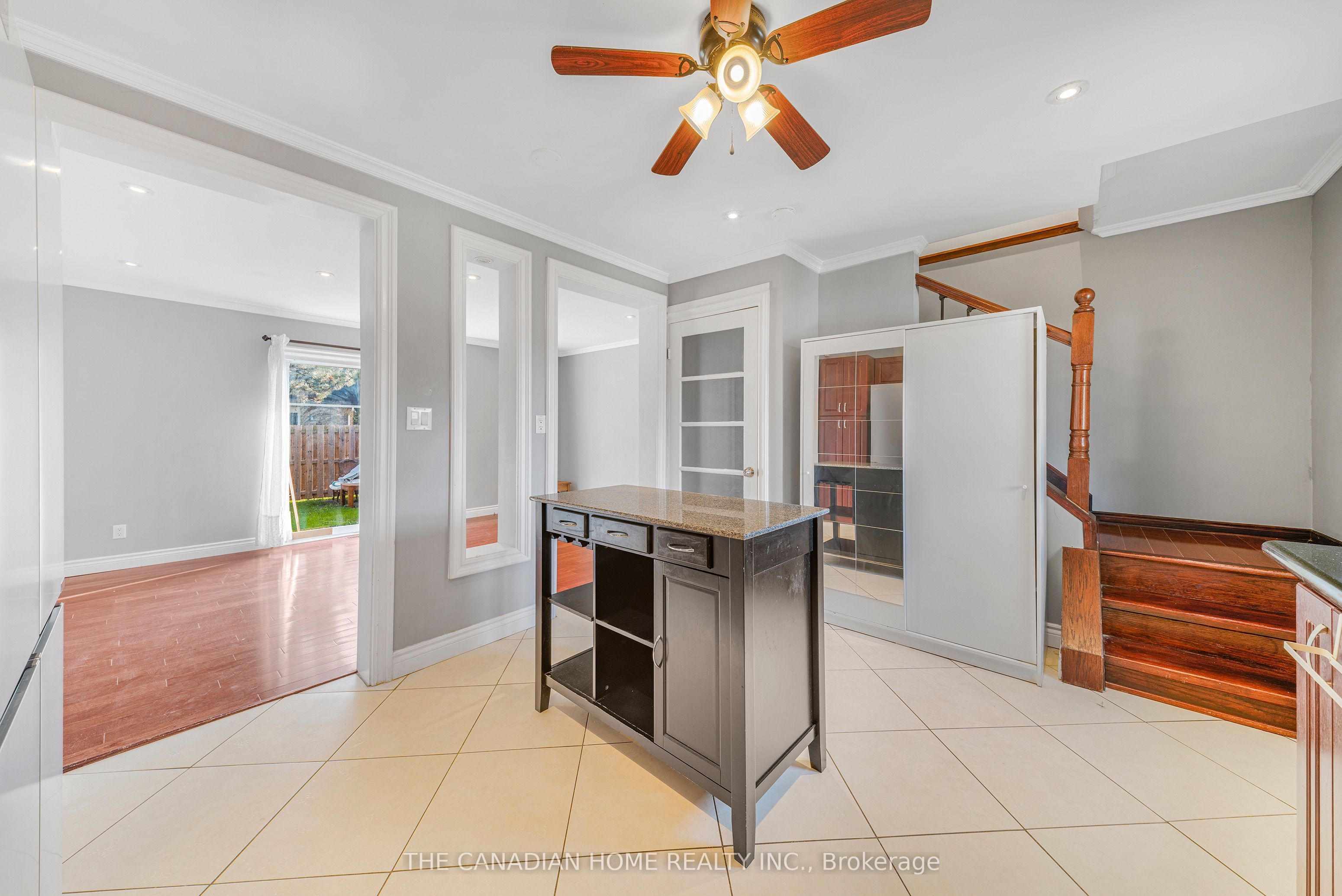 131 Rockwood Avenue 60 Property Photo 6