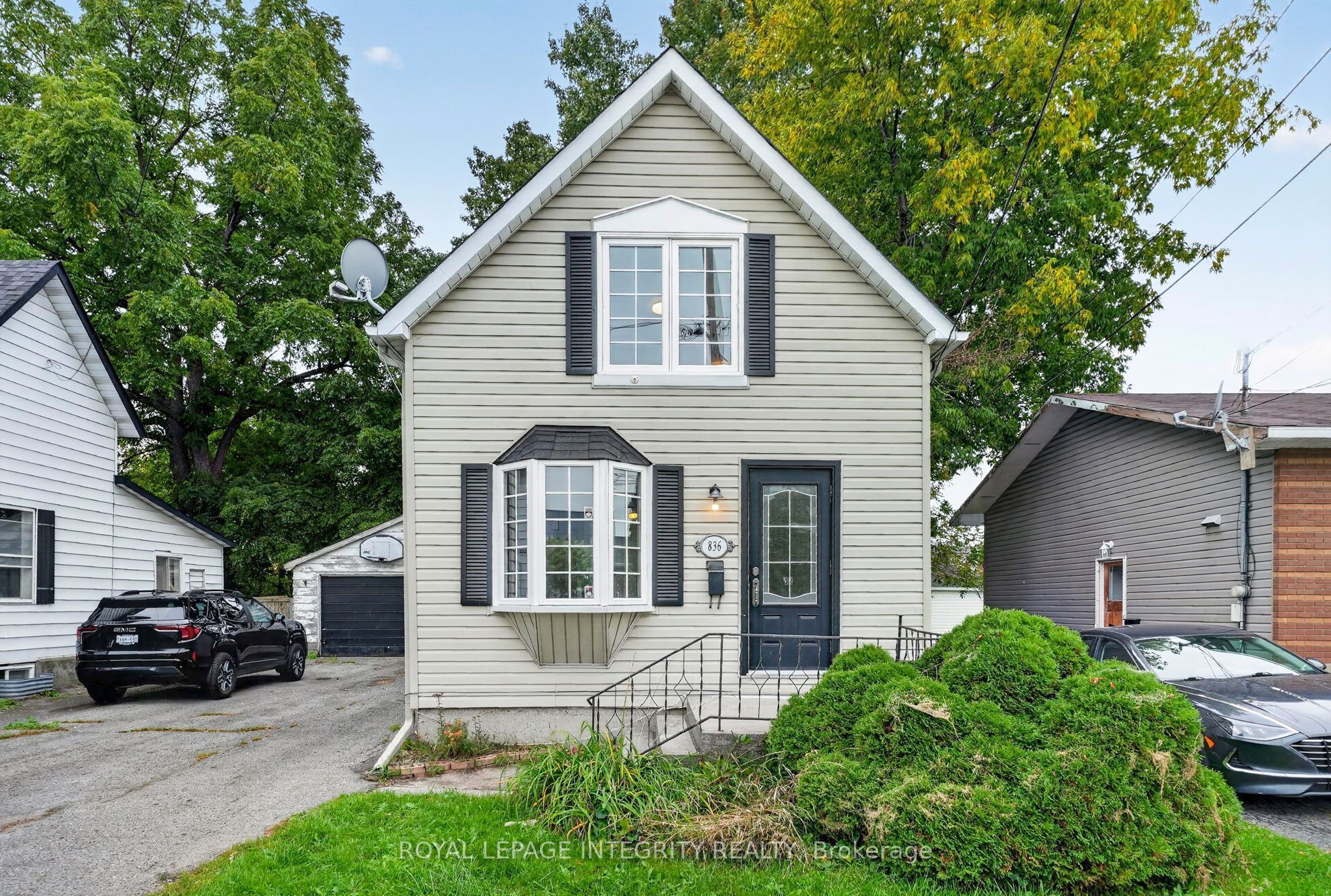 836 Marlborough Street N Property Photo 1