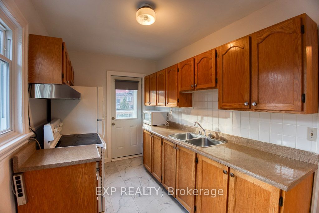 448 Holland Avenue Property Photo 22
