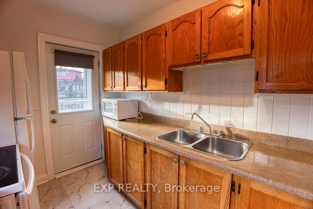 448 Holland Avenue Property Photo 24